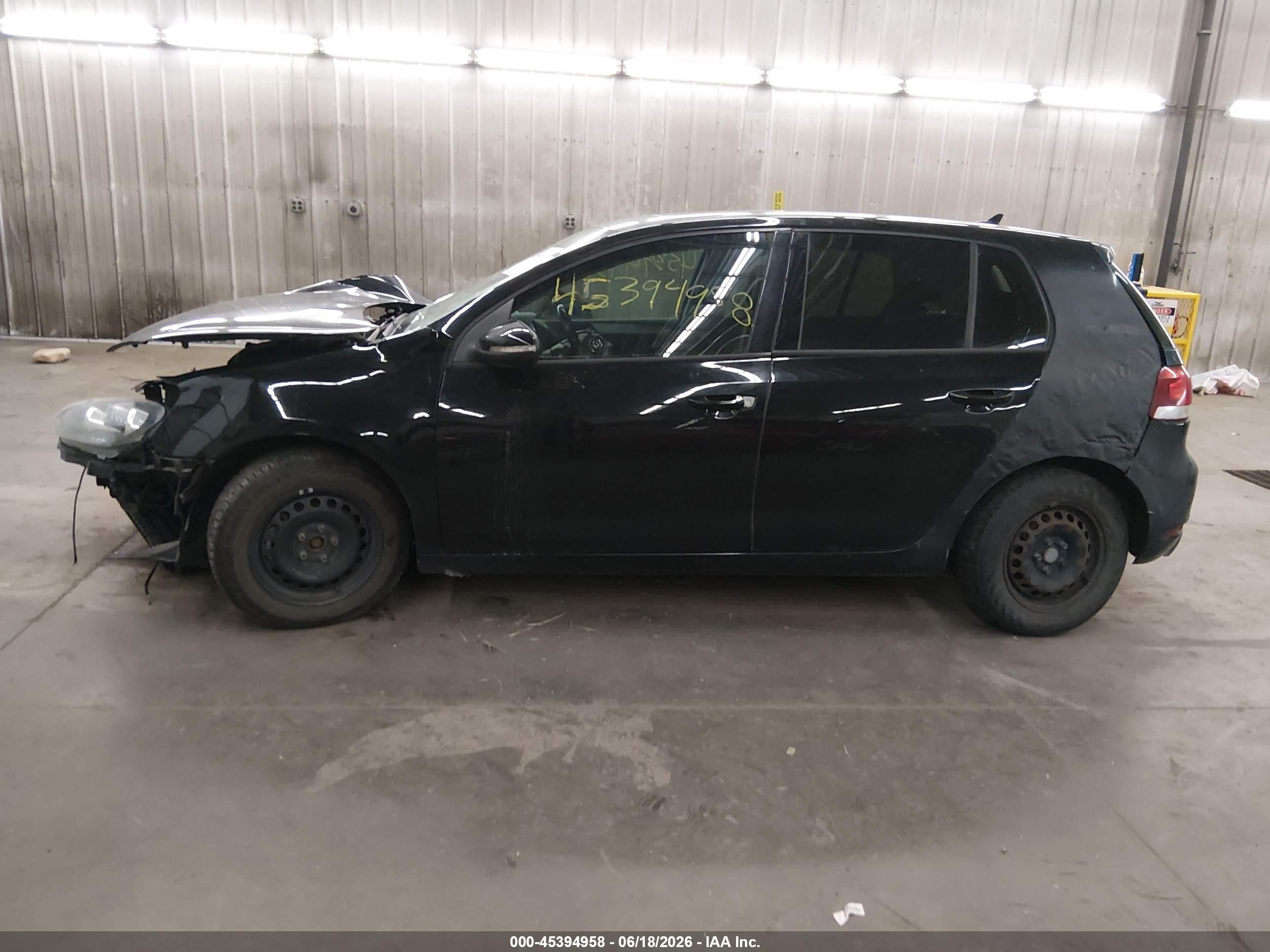 2014 Volkswagen Golf 2.0l Tdi Черный vin: WVWDM7AJ8EW010043
