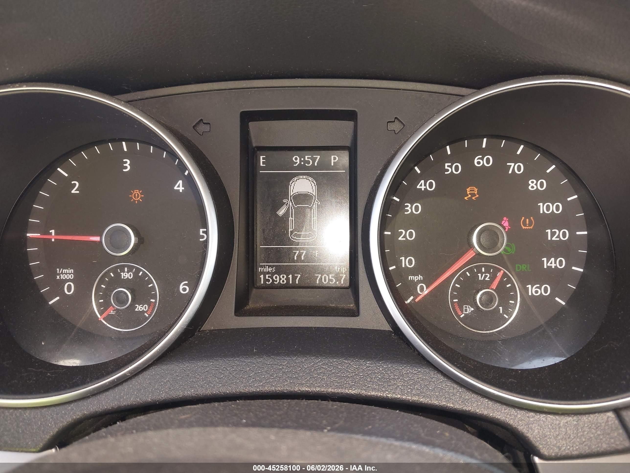 2011 Volkswagen Golf Tdi 4-door Red vin: WVWDM7AJ9BW263125