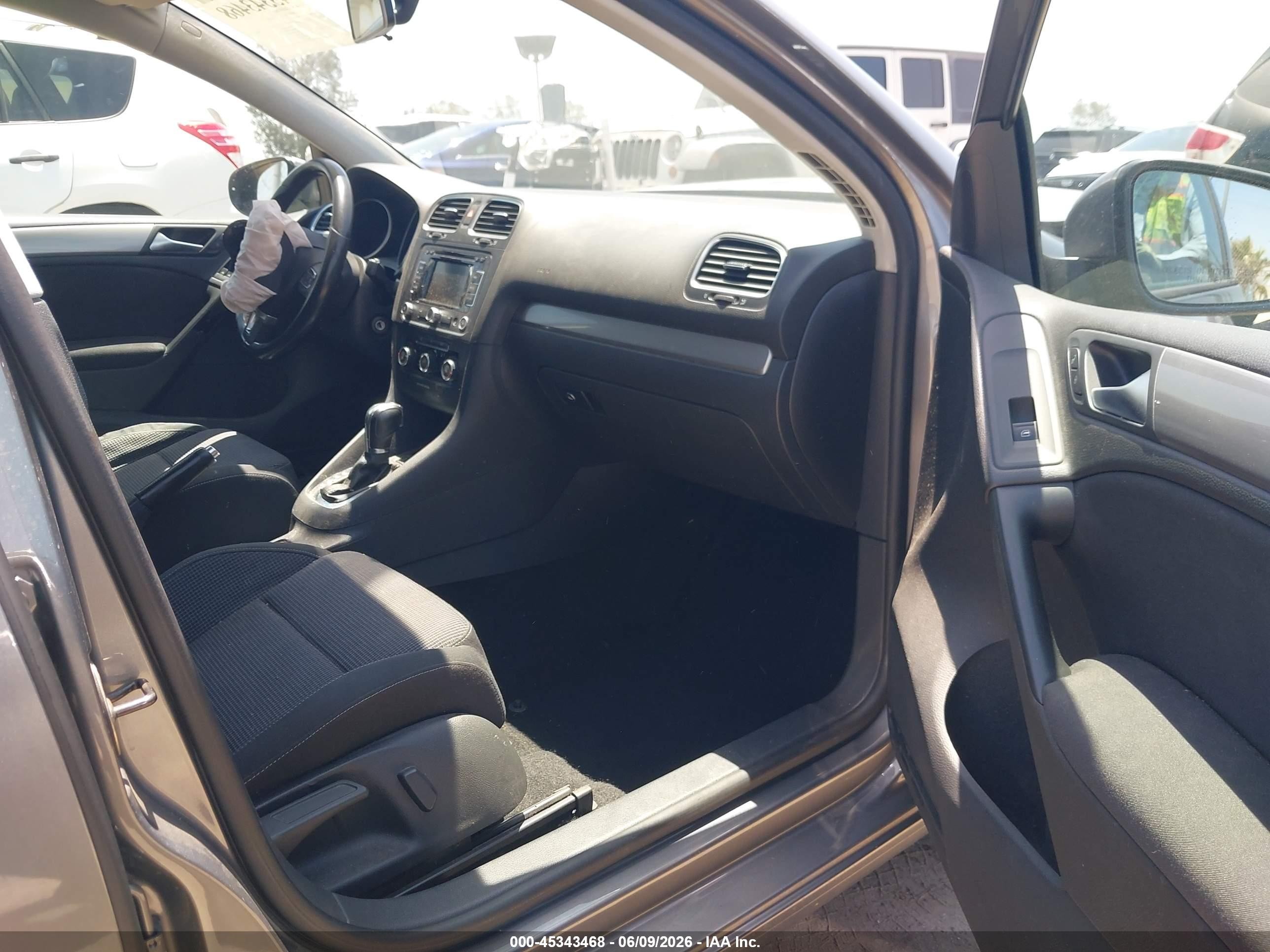 2012 Volkswagen Golf Tdi 4-door Gray vin: WVWDM7AJ9CW133606