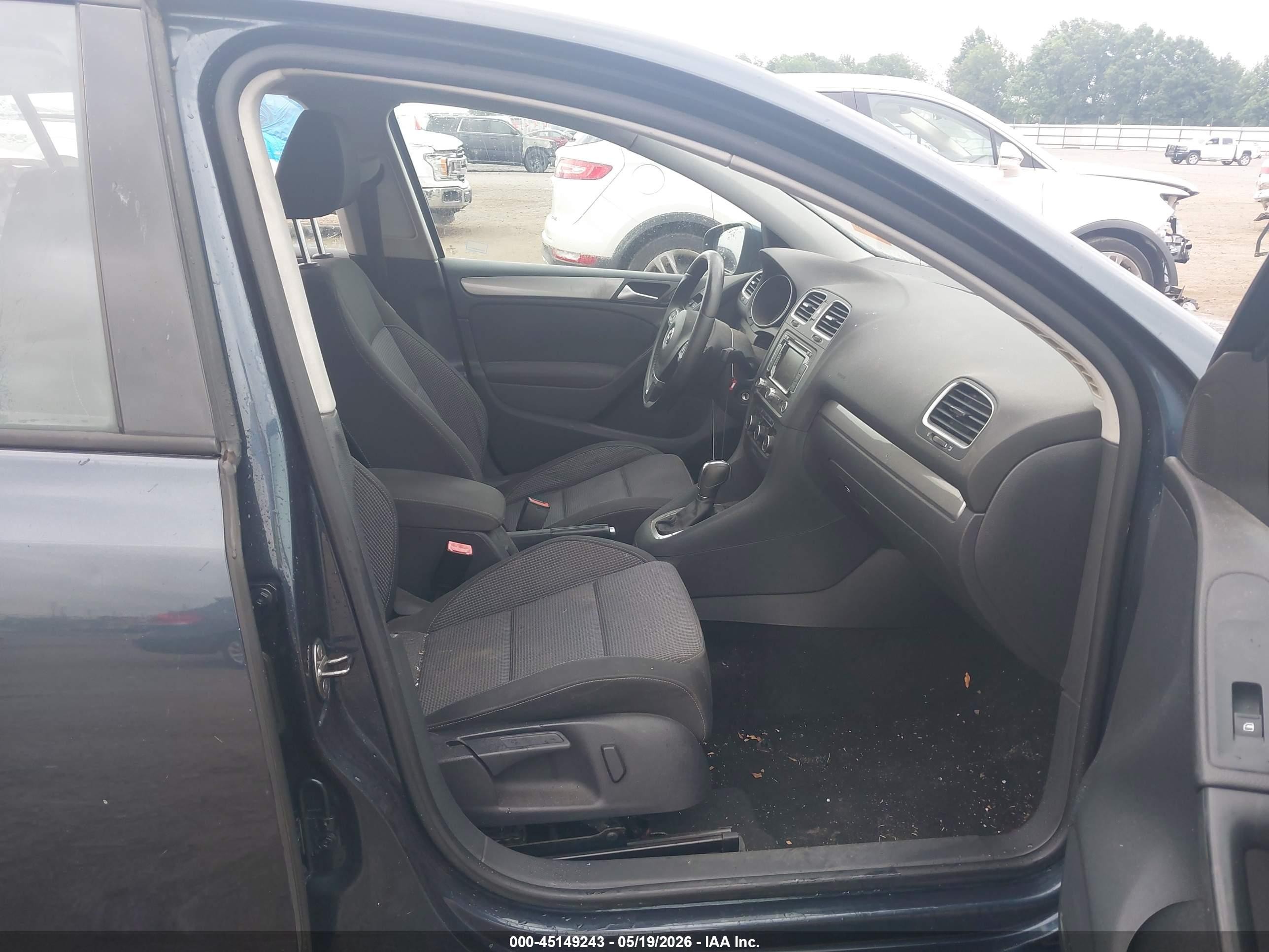 2012 Volkswagen Golf Tdi 4-door Dark Blue vin: WVWDM7AJ9CW296983