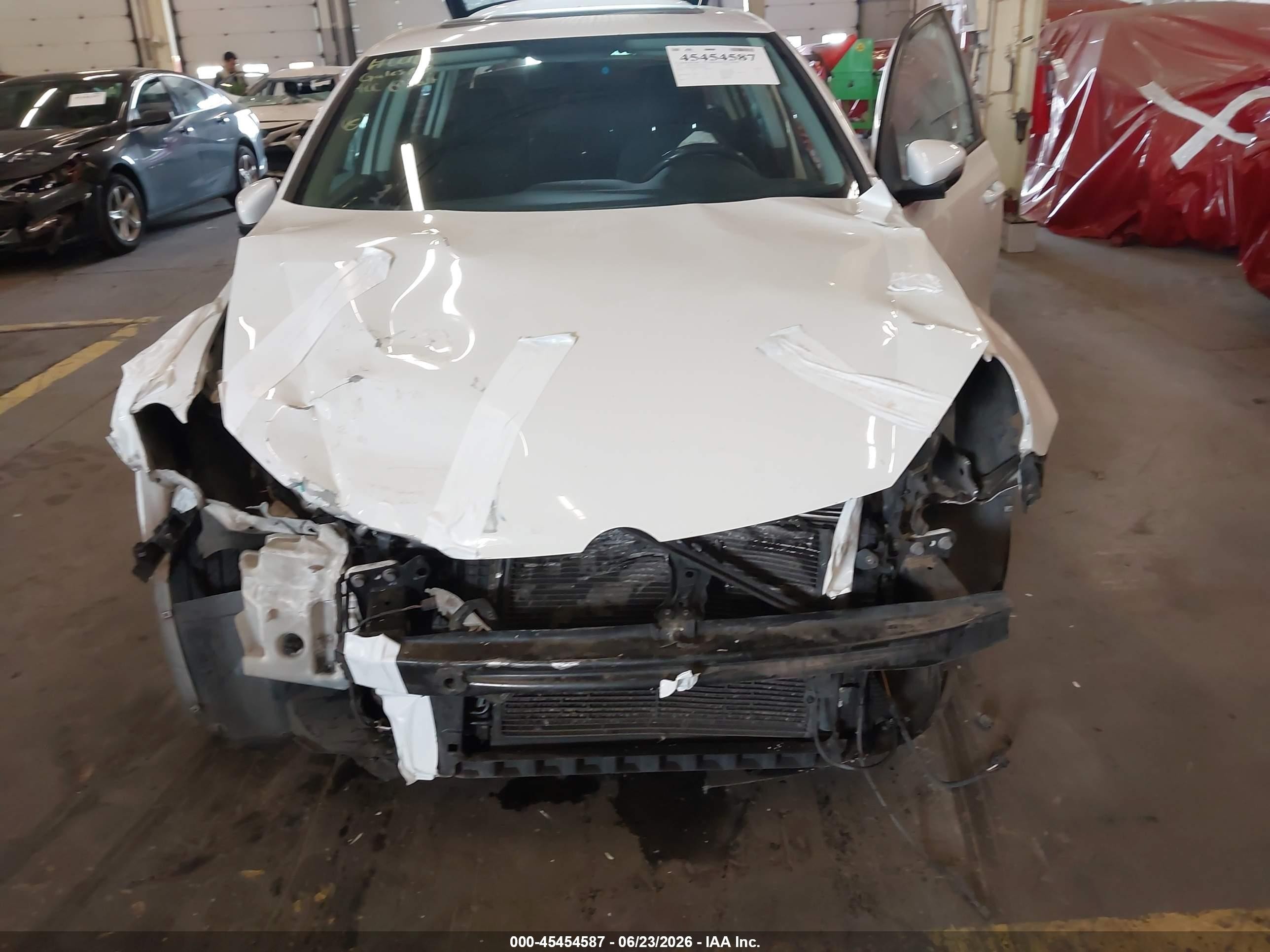 2013 Volkswagen Golf 2.0l Tdi 4-door Белый vin: WVWDM7AJ9DW090922