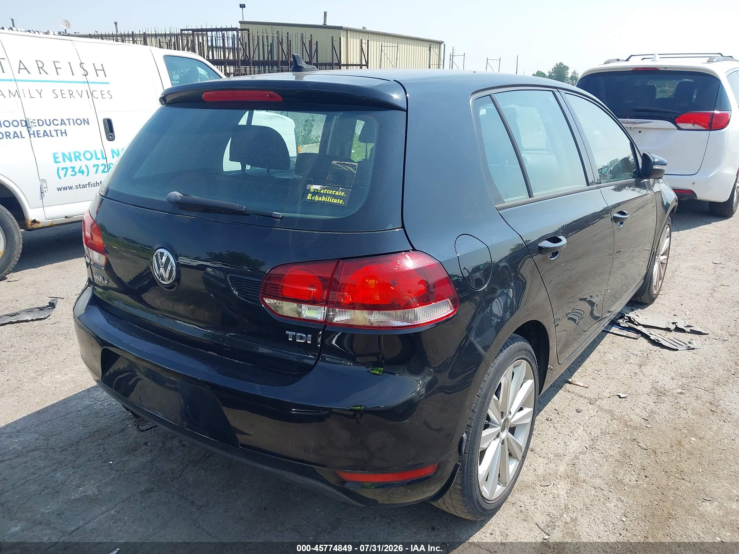 2014 Volkswagen Golf 2.0l Tdi Черный vin: WVWDM7AJ9EW000203