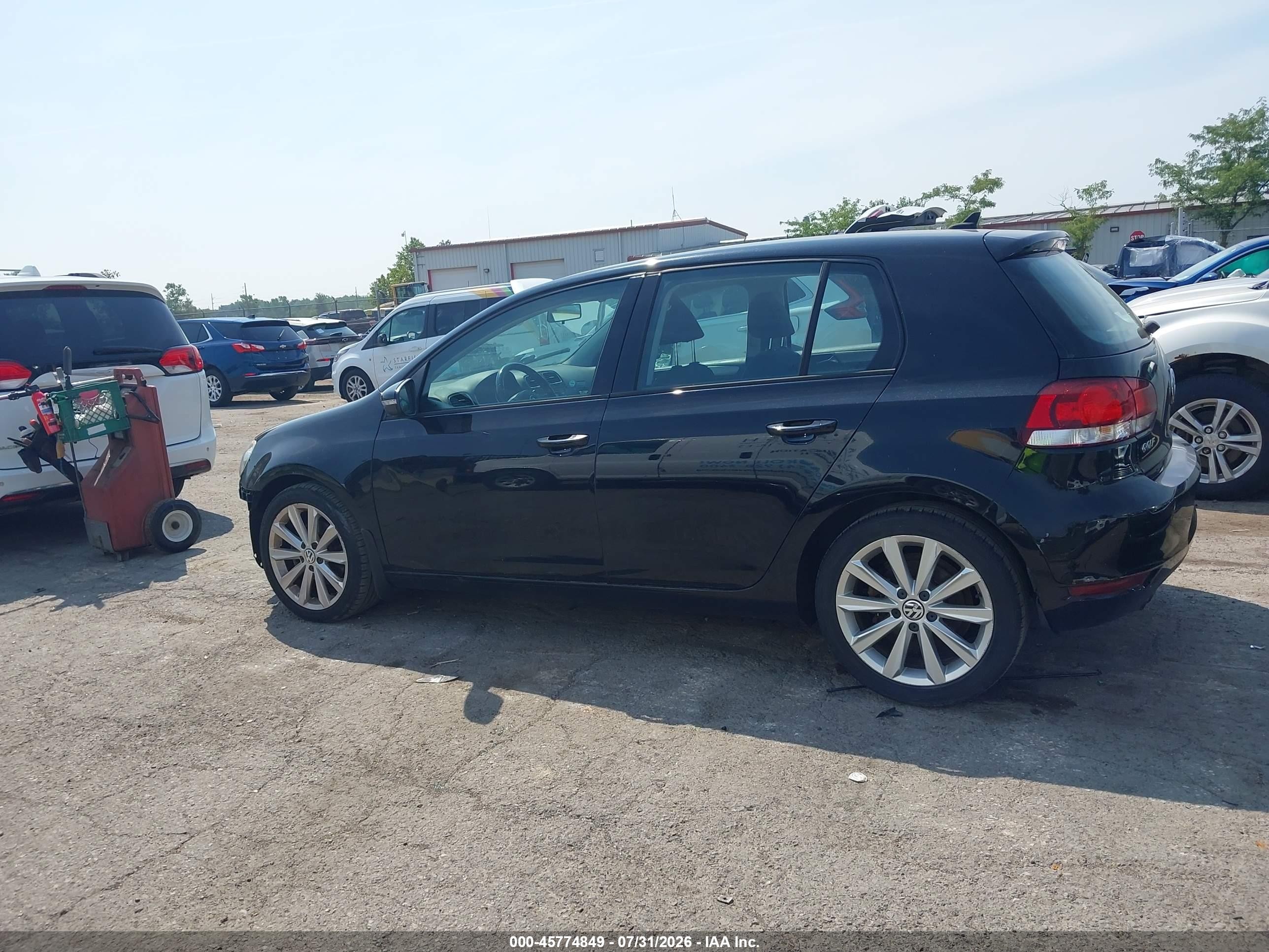 2014 Volkswagen Golf 2.0l Tdi Черный vin: WVWDM7AJ9EW000203