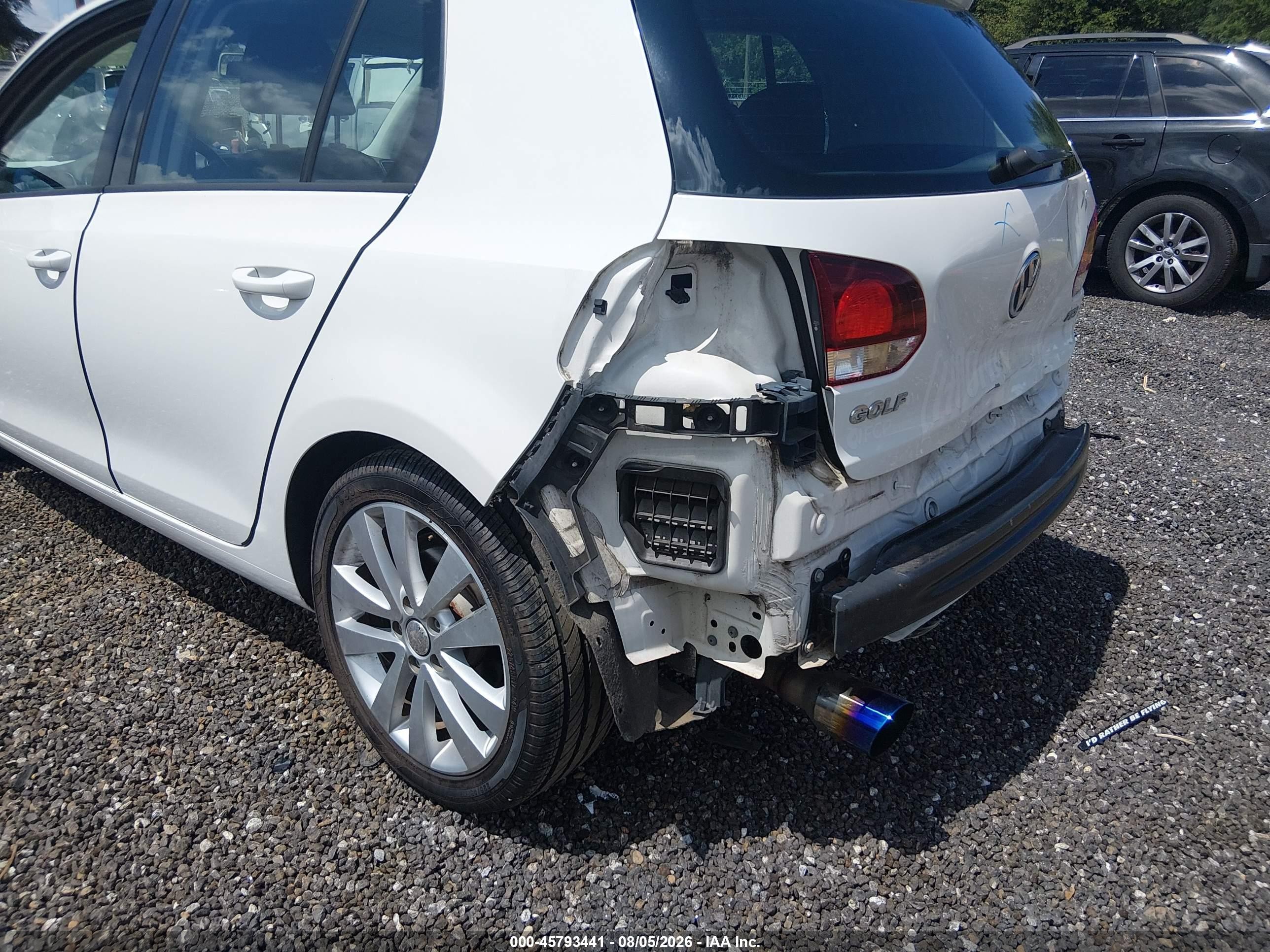 2012 Volkswagen Golf Tdi 4-door White vin: WVWDM7AJXCW202805