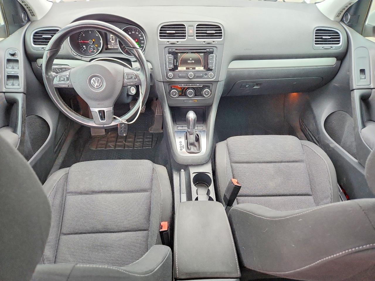 2012 Volkswagen Golf White vin: WVWDM7AJXCW246318