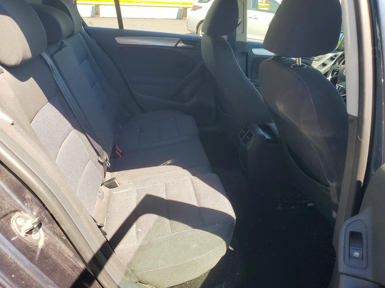 2011 Volkswagen Golf Gray vin: WVWDM9AJ5BW101858