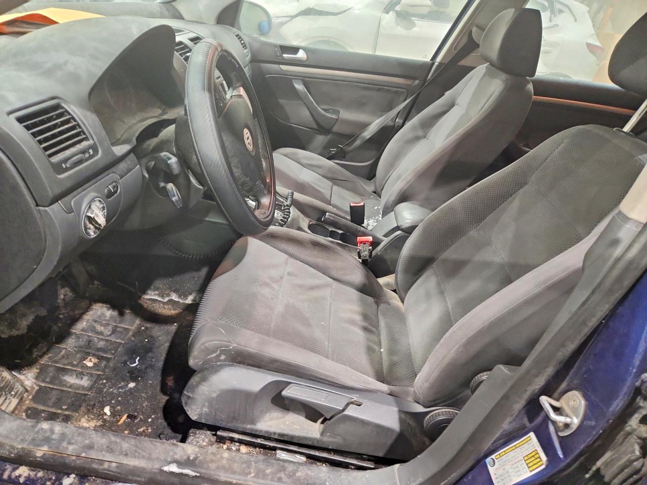 2007 Volkswagen Rabbit Blue vin: WVWDR71K07W030865