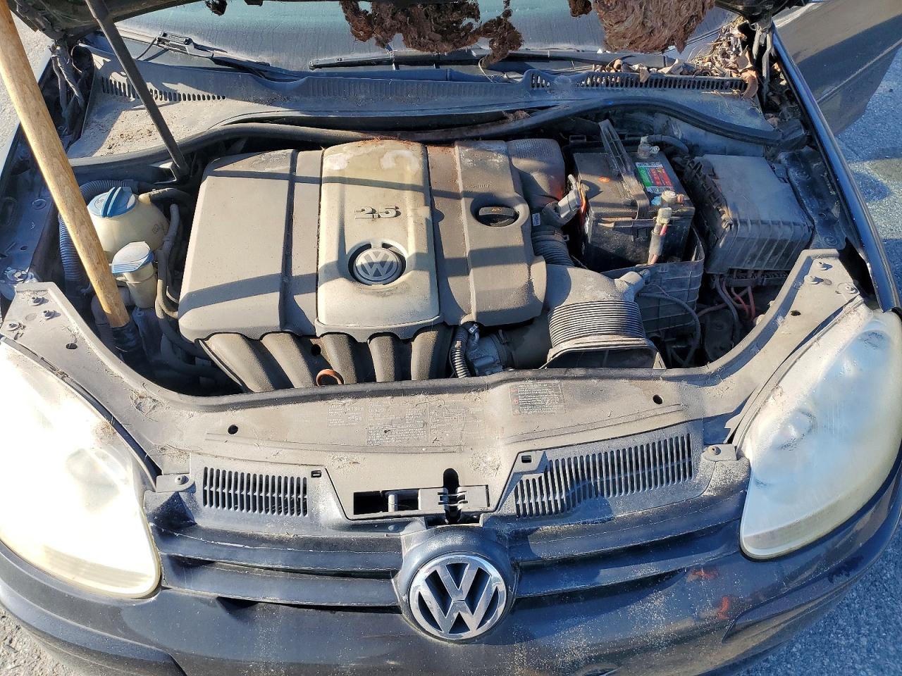 2006 Volkswagen Rabbit Черный vin: WVWDR71K26W138029