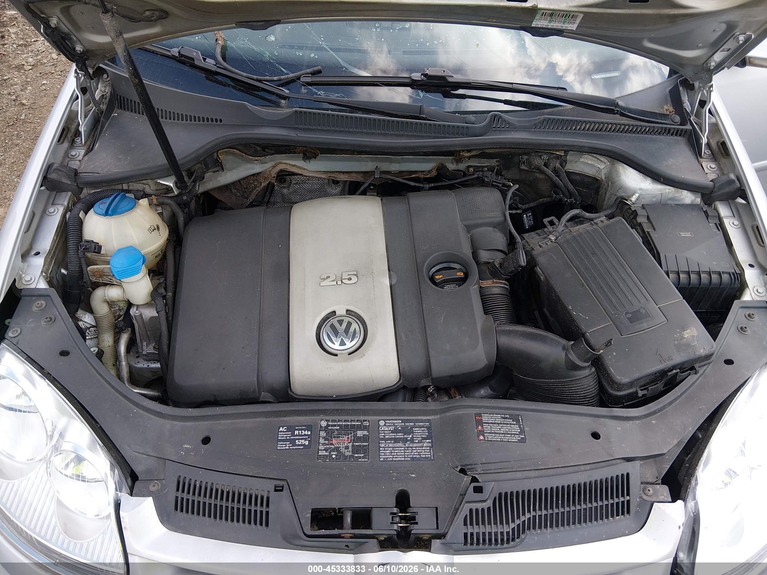 2007 Volkswagen Rabbit 4-door (a6) Серебряный vin: WVWDR71K67W059903