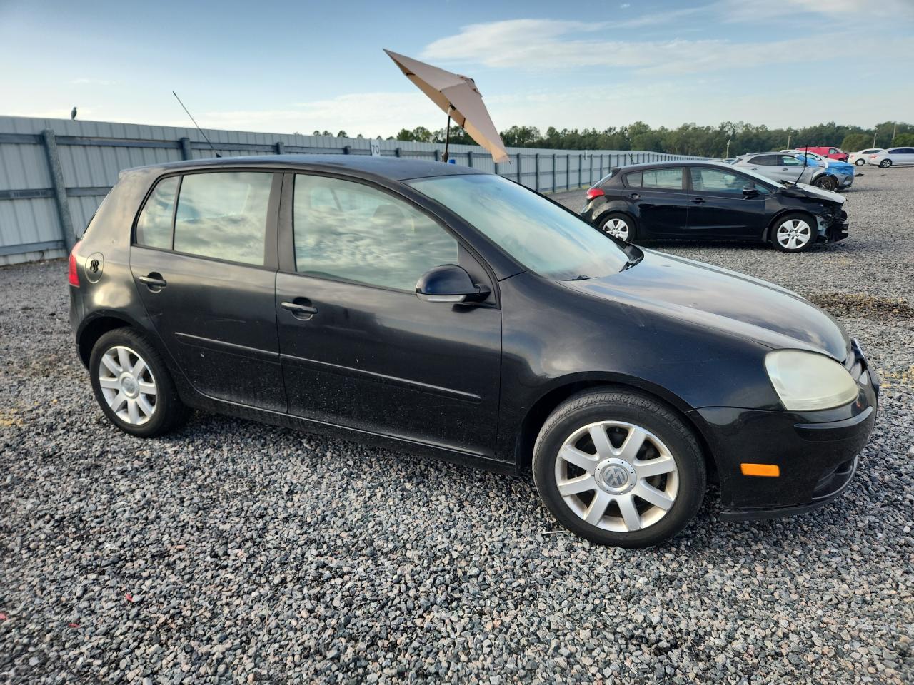 2007 Volkswagen Rabbit Black vin: WVWDS71K17W093347