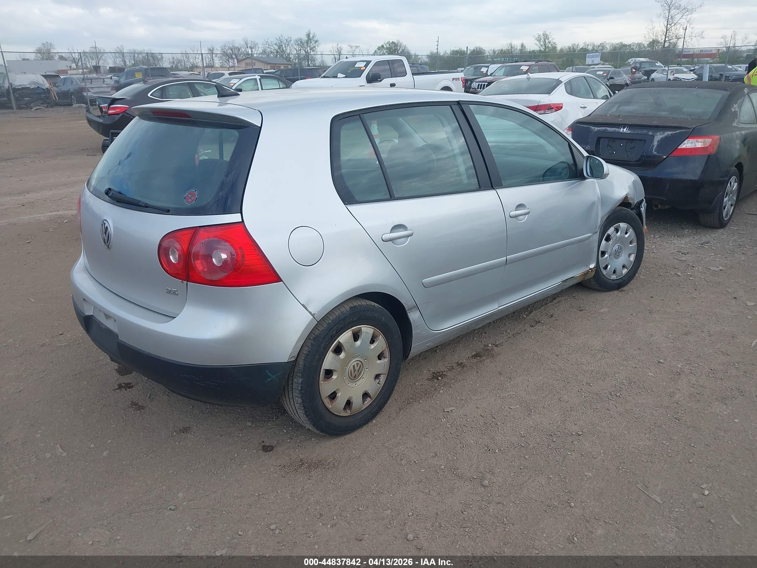 2007 Volkswagen Rabbit 4-door Silver vin: WVWDS71K47W029545