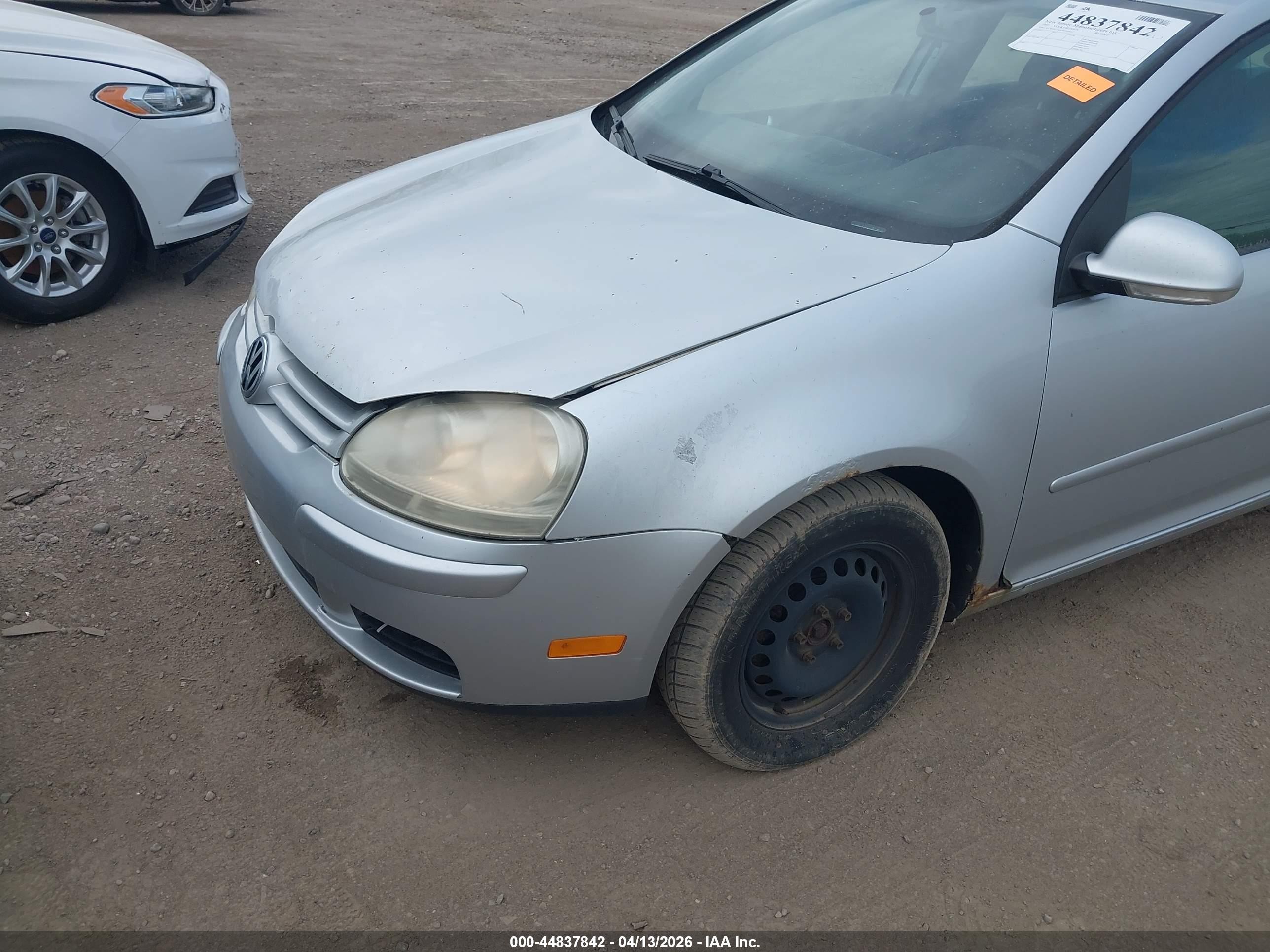 2007 Volkswagen Rabbit 4-door Silver vin: WVWDS71K47W029545