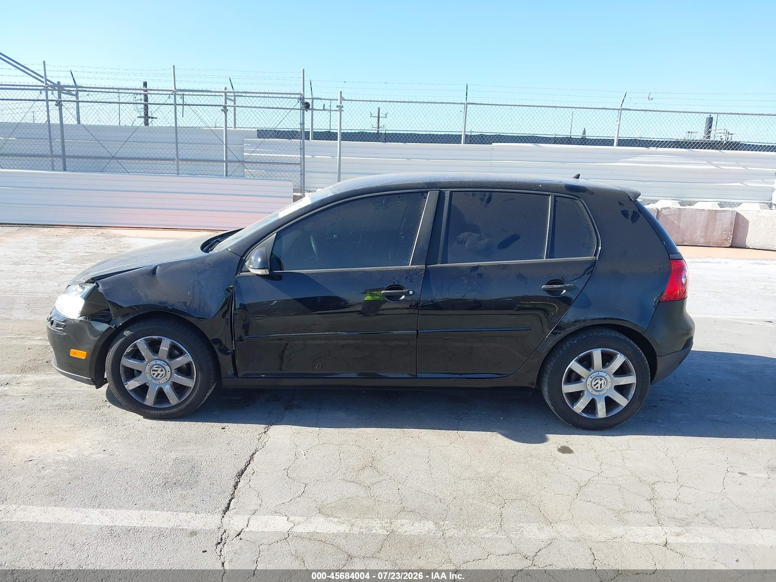 2006 Volkswagen Rabbit 4-door Black vin: WVWDS71KX6W200958