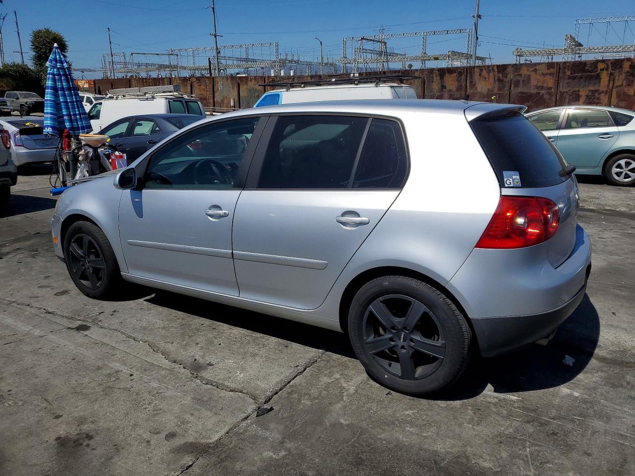 2007 Volkswagen Rabbit Silver vin: WVWDS71KX7W120741