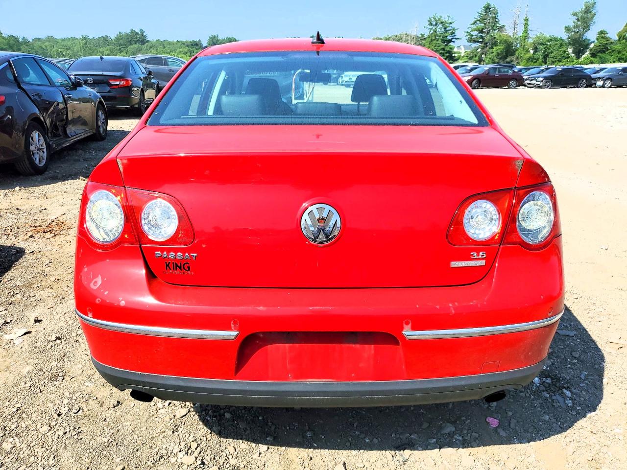 2008 Volkswagen Passat Vr6 4motion Red vin: WVWDU73C88P120698