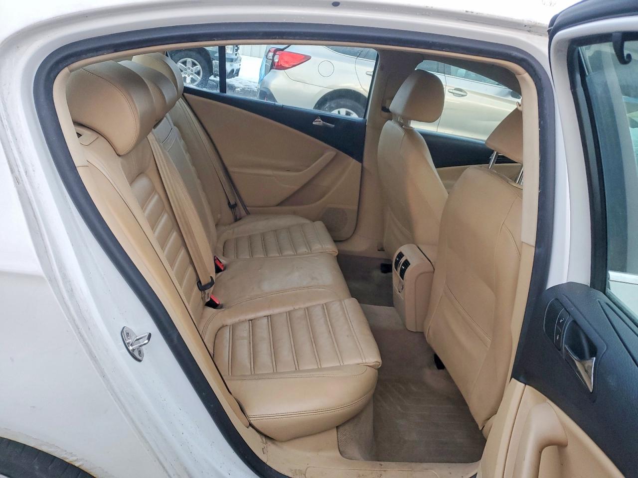 2008 Volkswagen Passat Vr6 4motion White vin: WVWDU73CX8E165864
