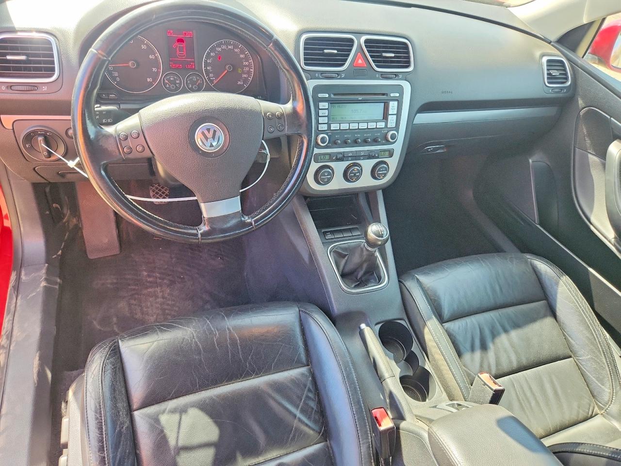 2007 Volkswagen Eos 2.0t Luxury Red vin: WVWEA71F07V024052