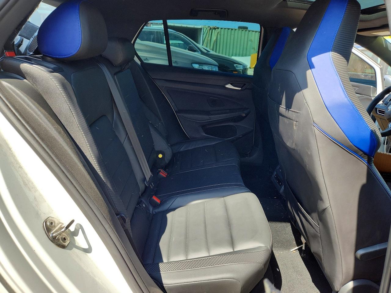 2022 Volkswagen Golf R Белый vin: WVWEB7CD4NW165450