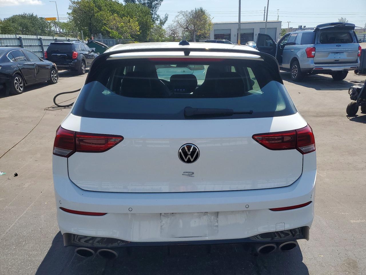 2024 Volkswagen Golf R White vin: WVWEB7CD4RW128405