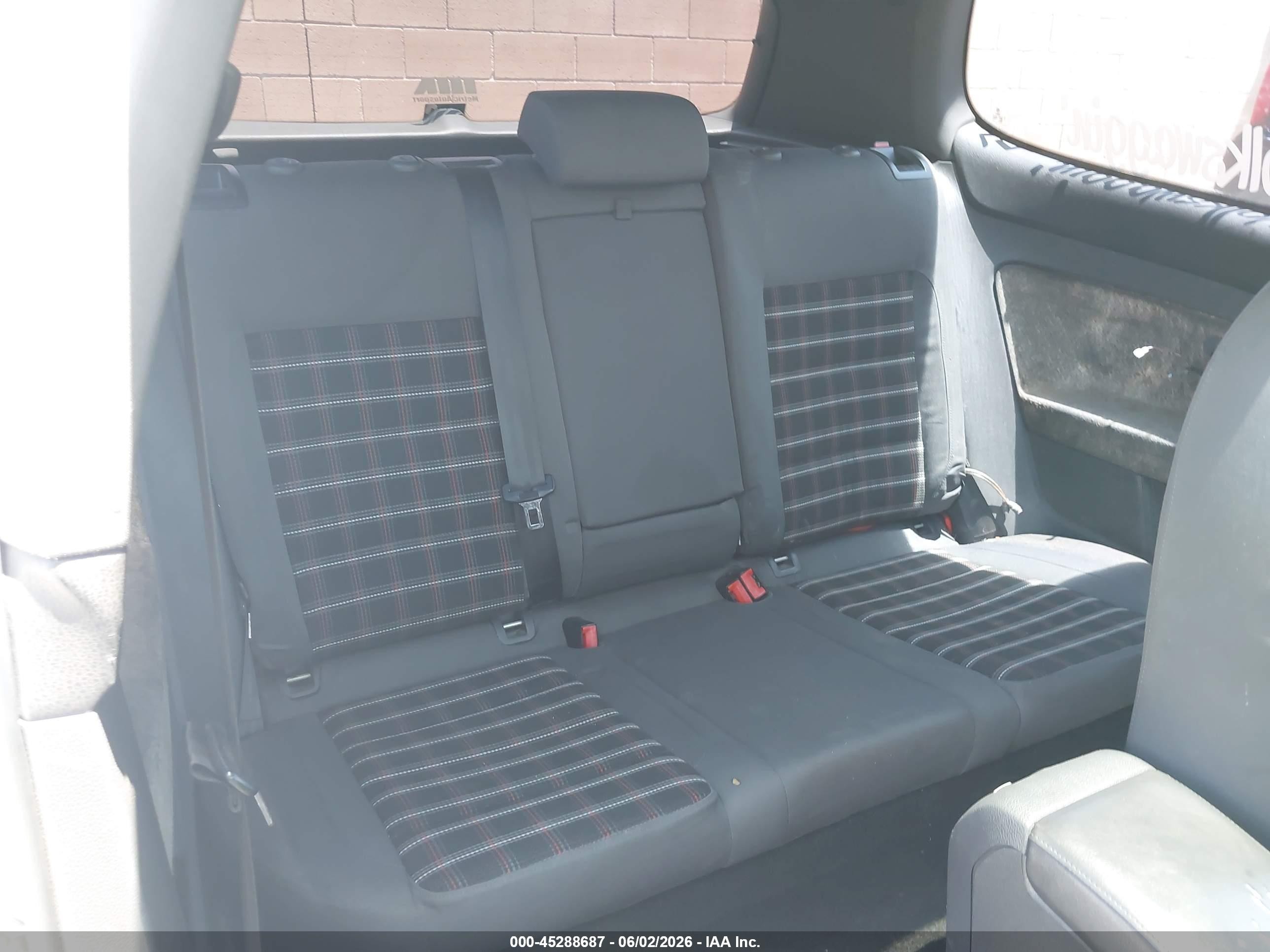 2009 Volkswagen Gti 2-door White vin: WVWED71K49W098284