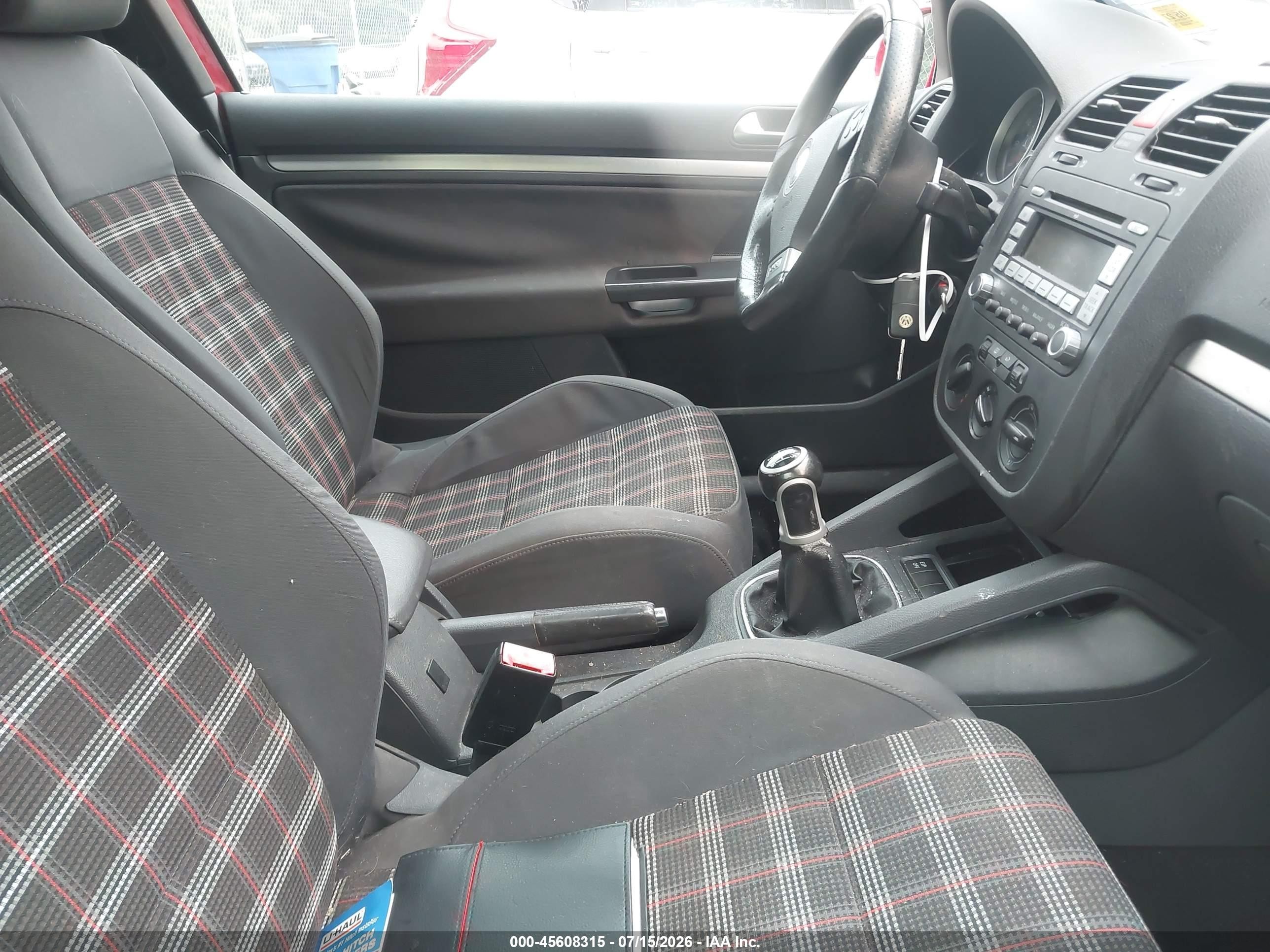 2009 Volkswagen Gti 2-door Red vin: WVWED71K79W133870
