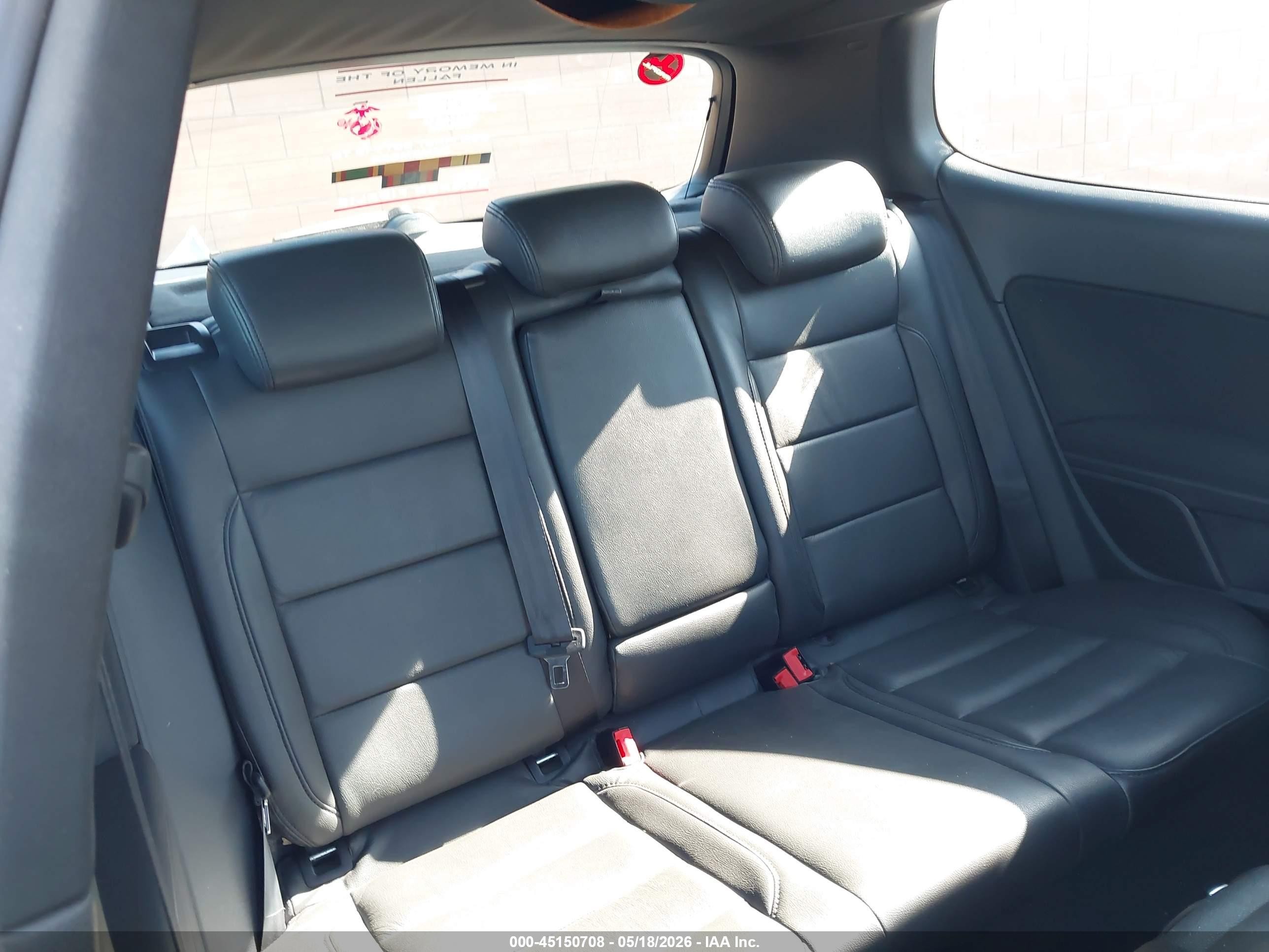 2010 Volkswagen Gti 2-door Черный vin: WVWED7AJ2AW419881