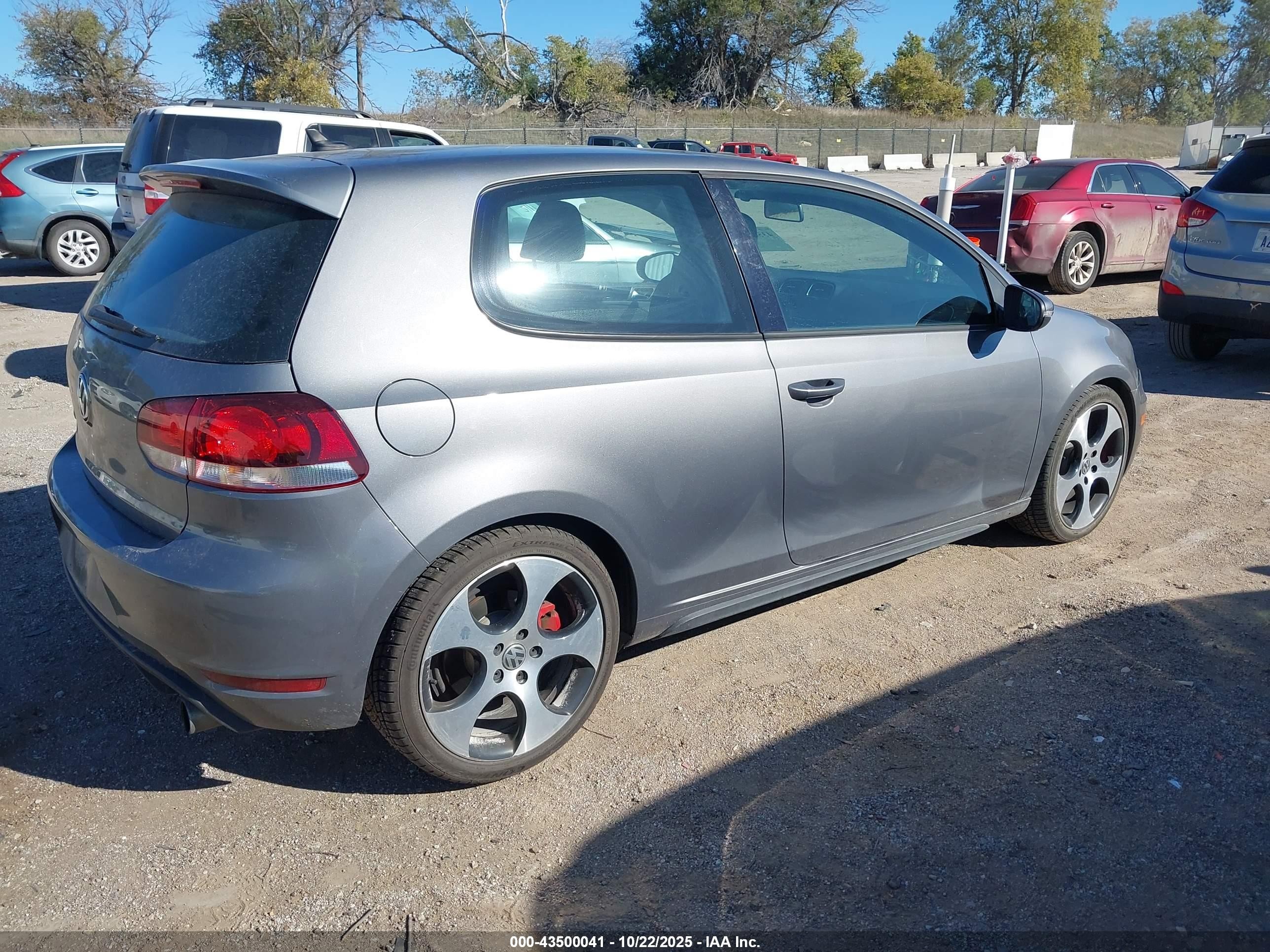 2010 Volkswagen Gti 2-door Серый vin: WVWED7AJ9AW089866