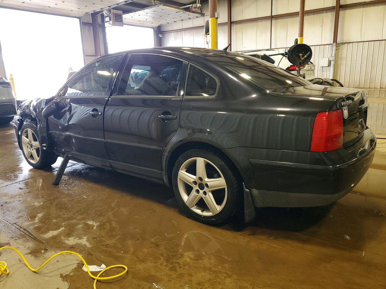 2001 Volkswagen Passat Glx 4motion Black vin: WVWEH63B61E004265