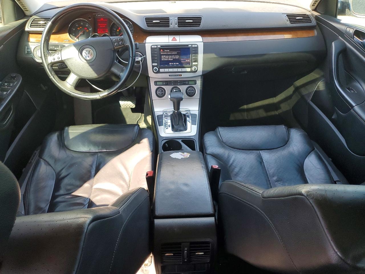 2007 Volkswagen Passat 2.0t Luxury Leather Gray vin: WVWEK73C37P056028