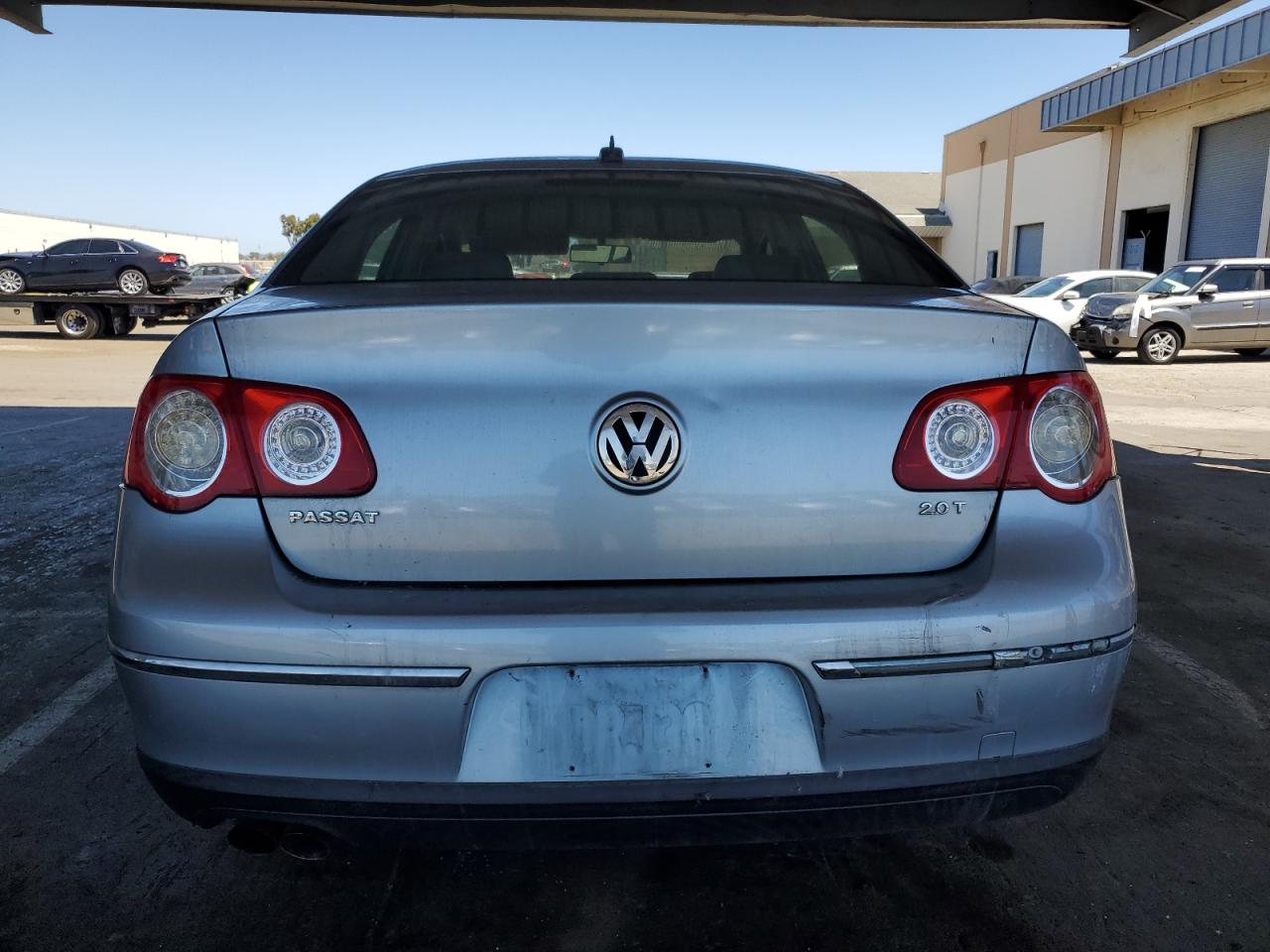 2006 Volkswagen Passat 2.0t Luxury Blue vin: WVWEK73C86E036433