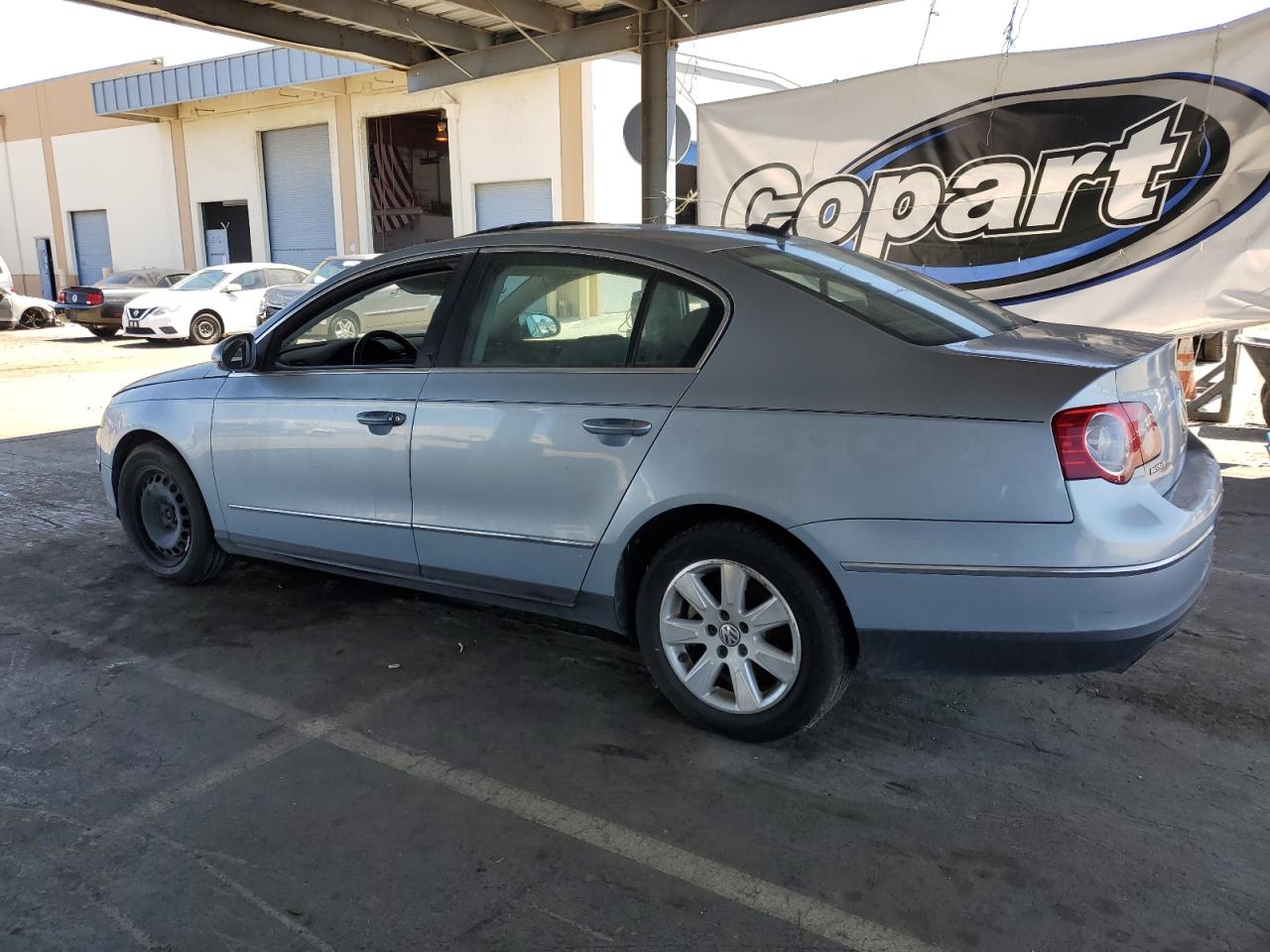 2006 Volkswagen Passat 2.0t Luxury Blue vin: WVWEK73C86E036433