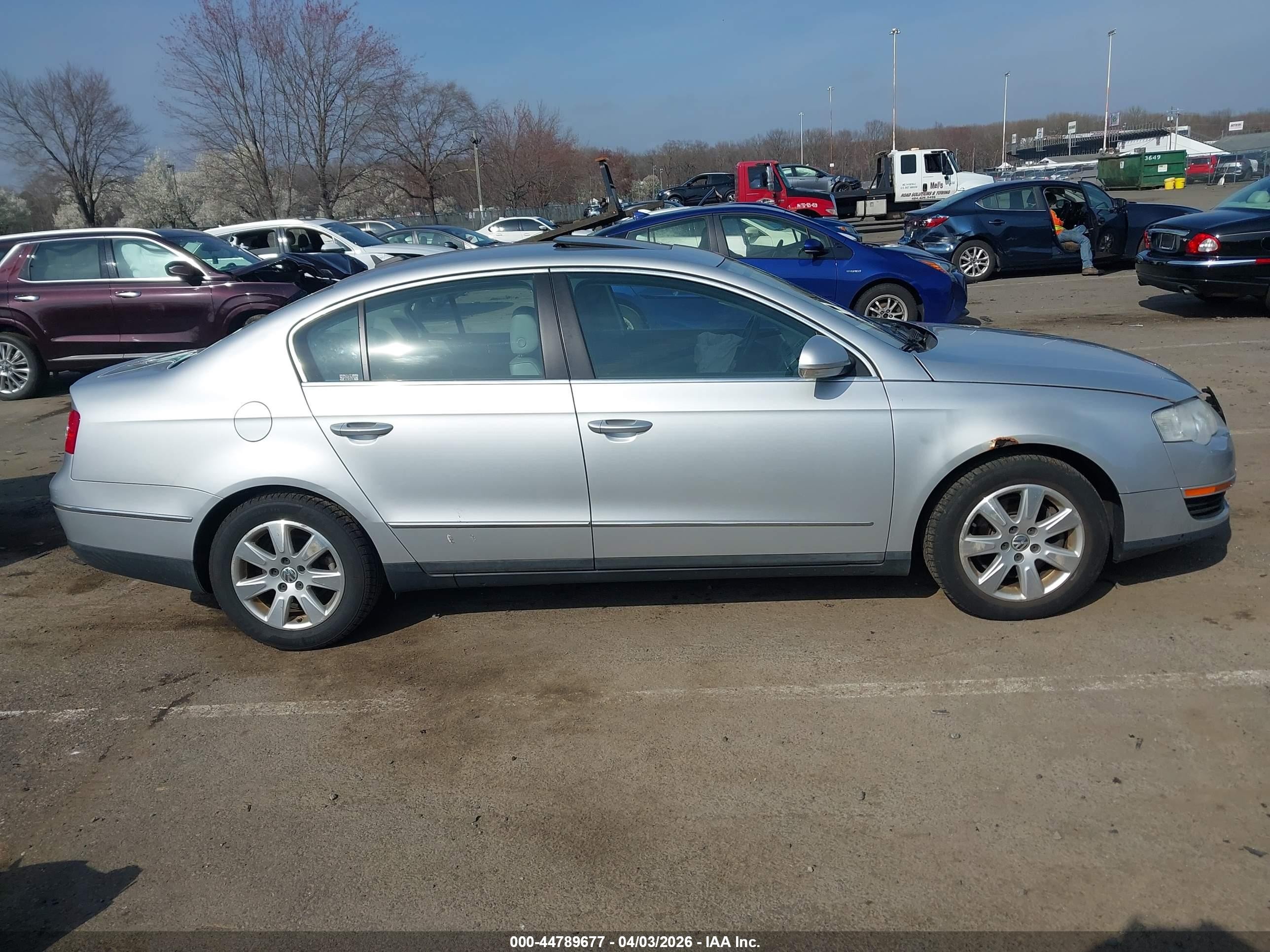 2006 Volkswagen Passat 2.0t Black vin: WVWEK93CX6P060345