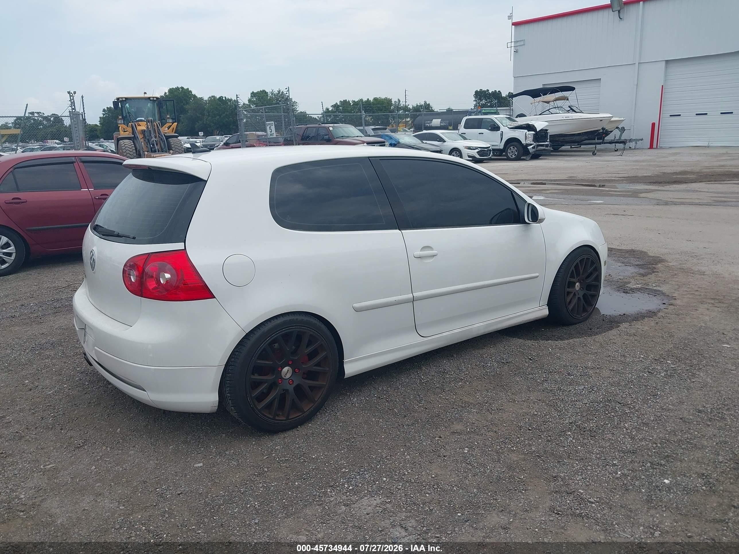 2009 Volkswagen Gti 2-door White vin: WVWEV71K09W115238