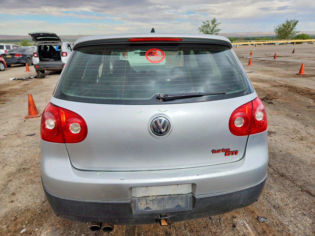 2007 Volkswagen New Gti Silver vin: WVWEV71K17W009751