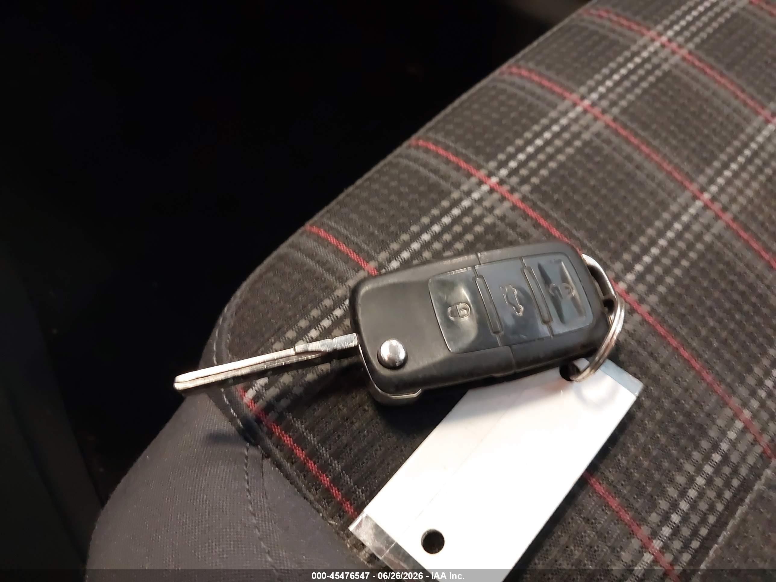 2009 Volkswagen Gti 2-door White vin: WVWEV71K29W031566