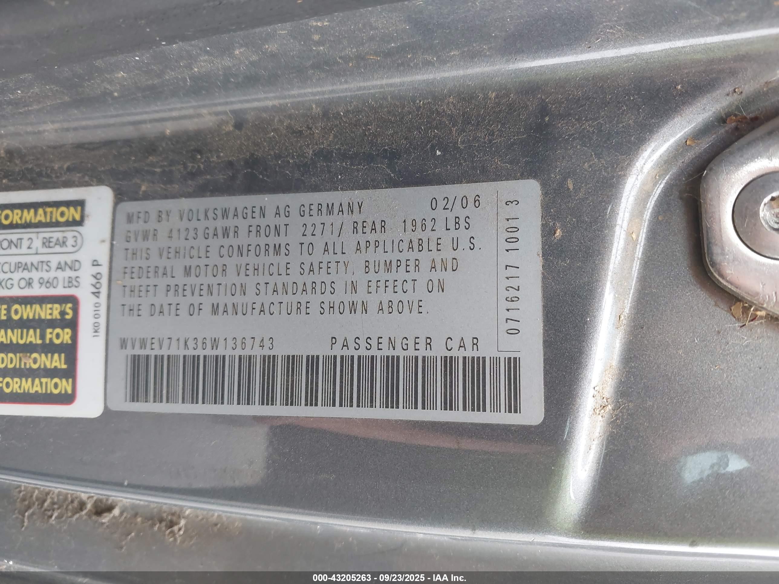 2006 Volkswagen Gti 2-door Gray vin: WVWEV71K36W136743