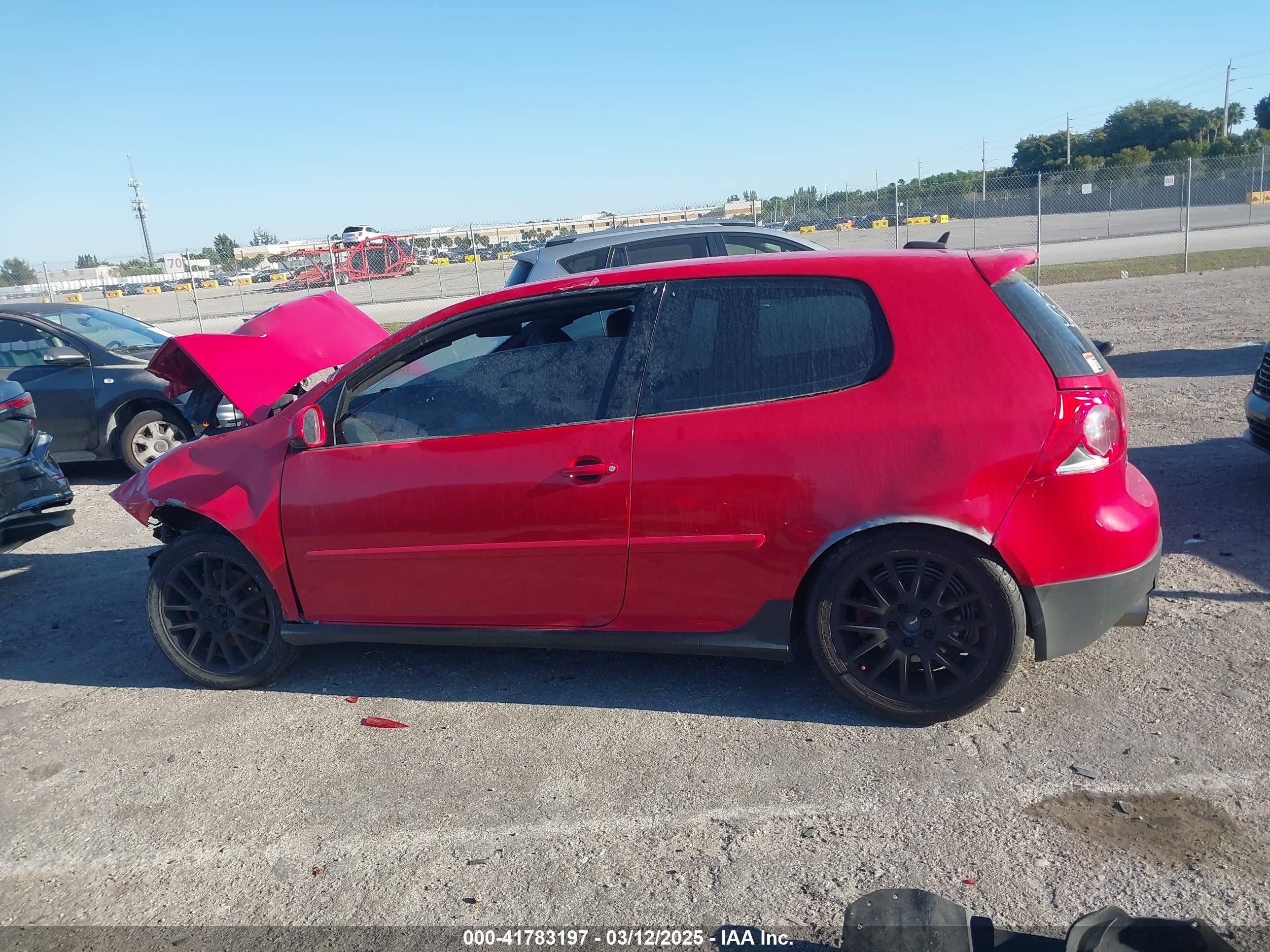 2006 Volkswagen Gti 2-door Red vin: WVWEV71K46W095524