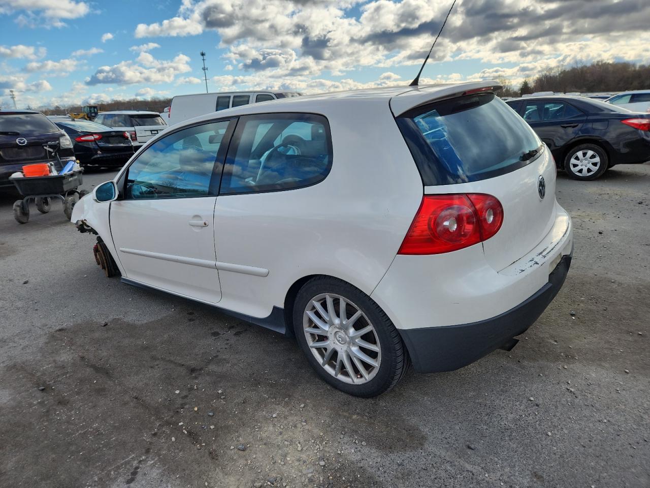 2006 Volkswagen New Gti White vin: WVWEV71K56W093510