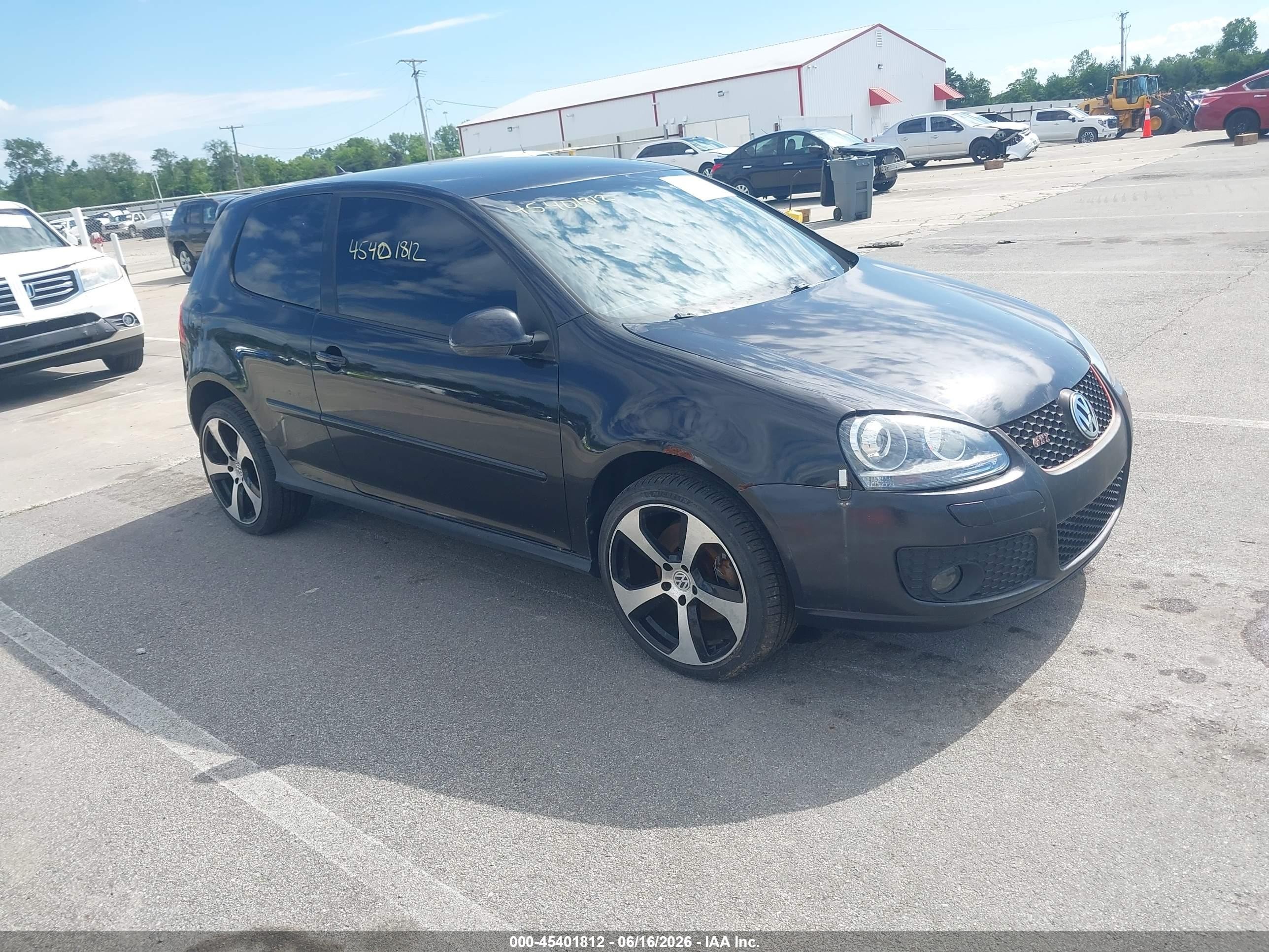 WVWEV71K58W125682