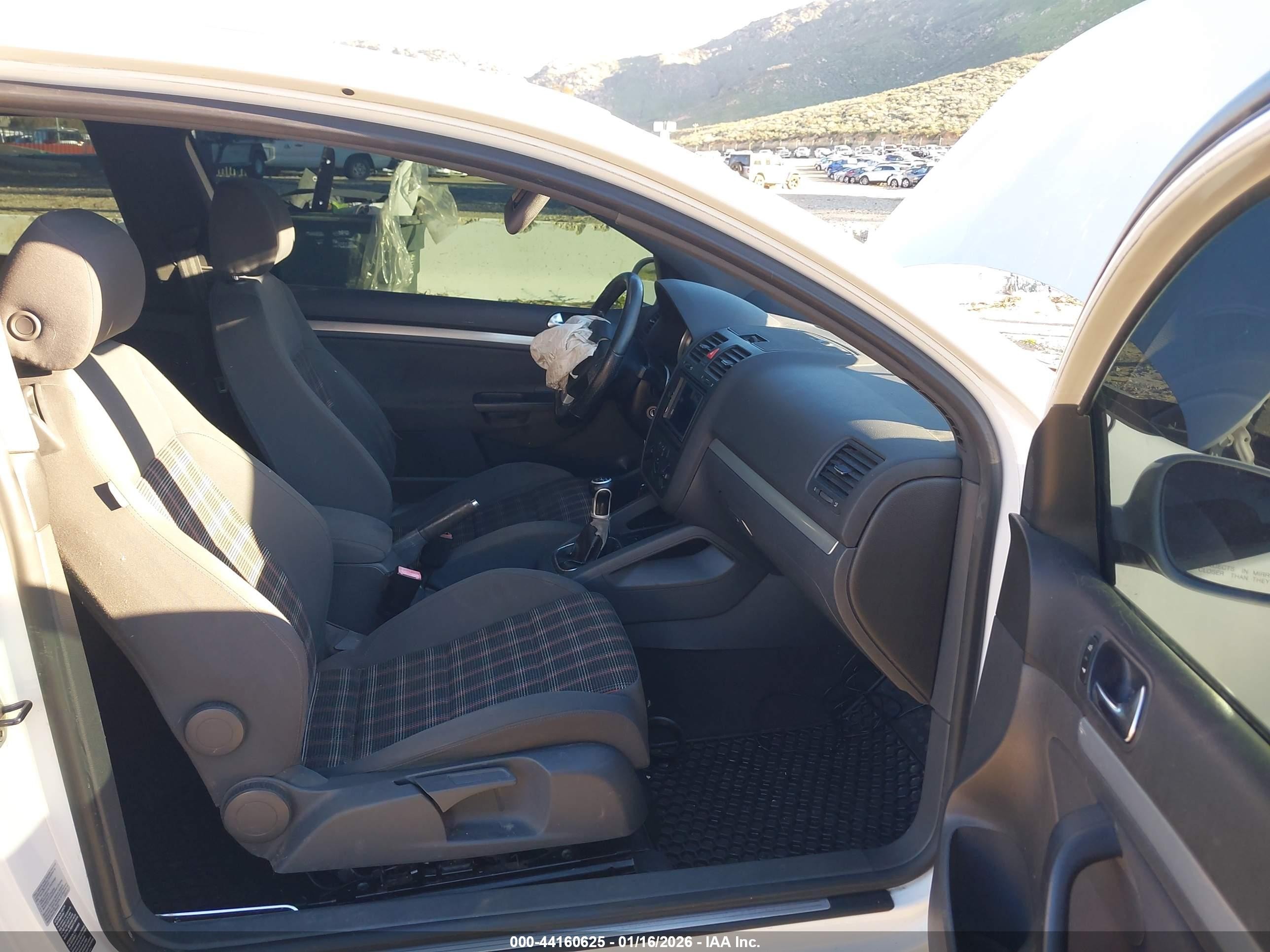 2006 Volkswagen Gti 2-door Белый vin: WVWEV71K66W082502