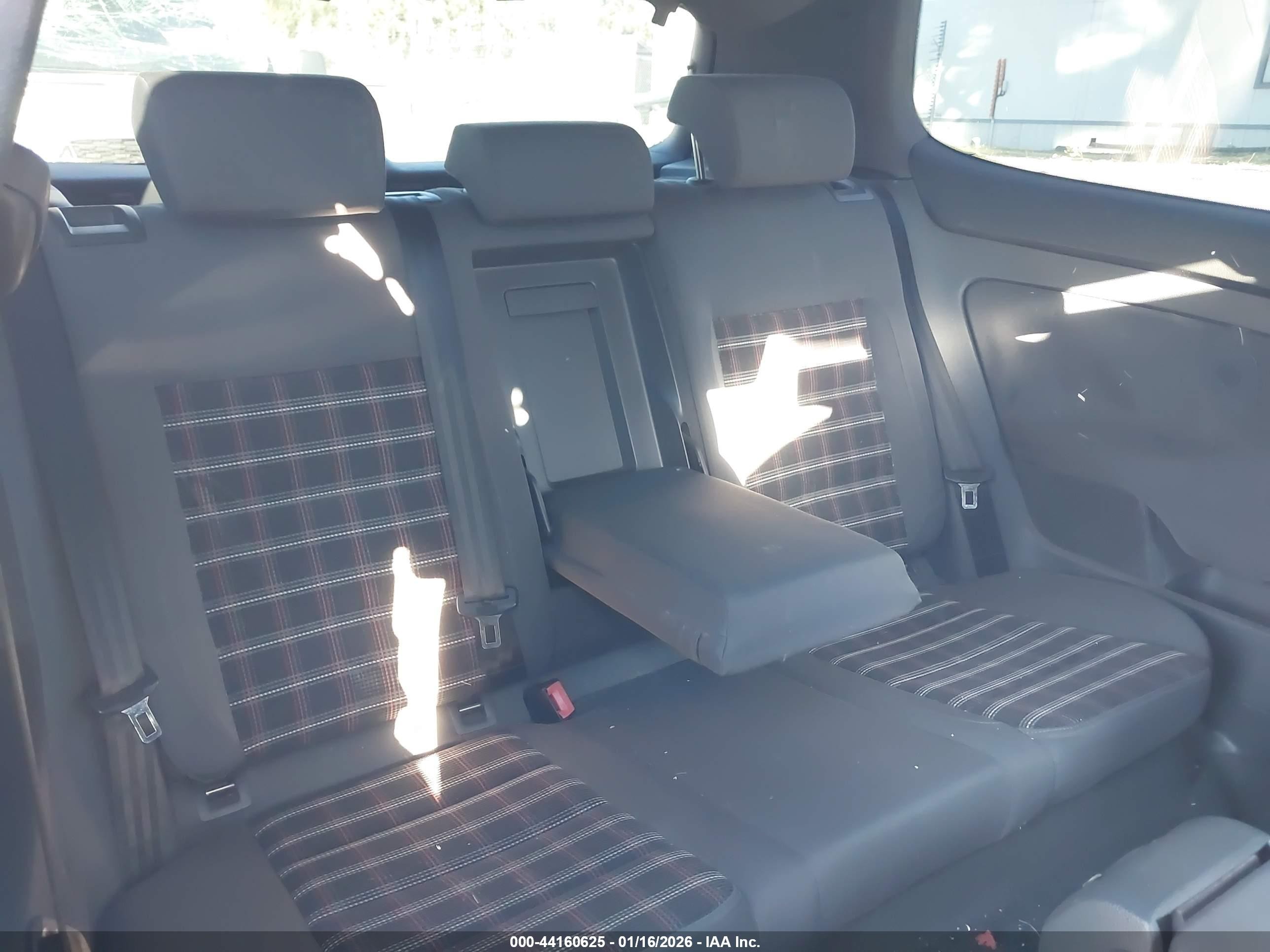 2006 Volkswagen Gti 2-door Белый vin: WVWEV71K66W082502