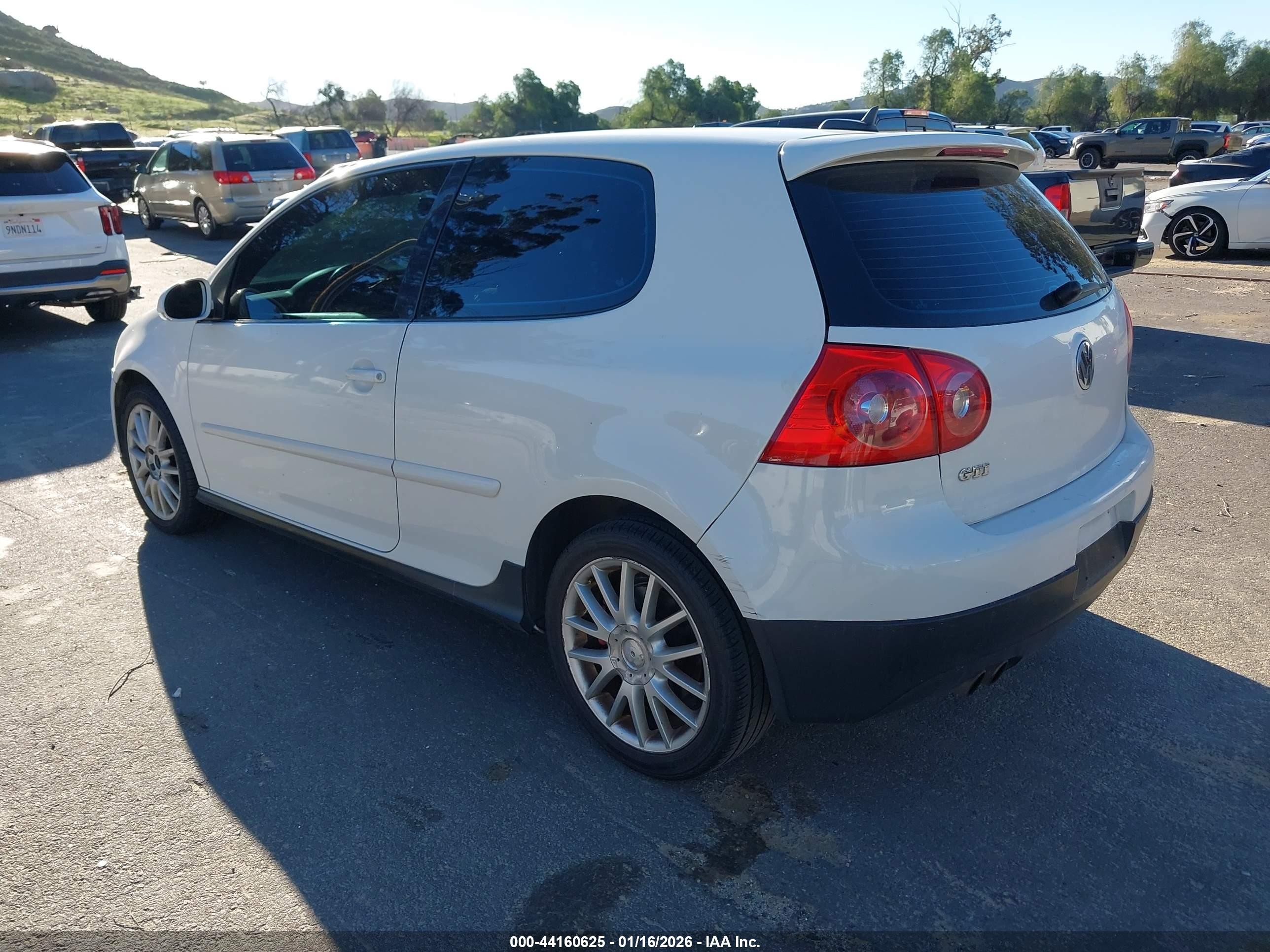 2006 Volkswagen Gti 2-door Белый vin: WVWEV71K66W082502