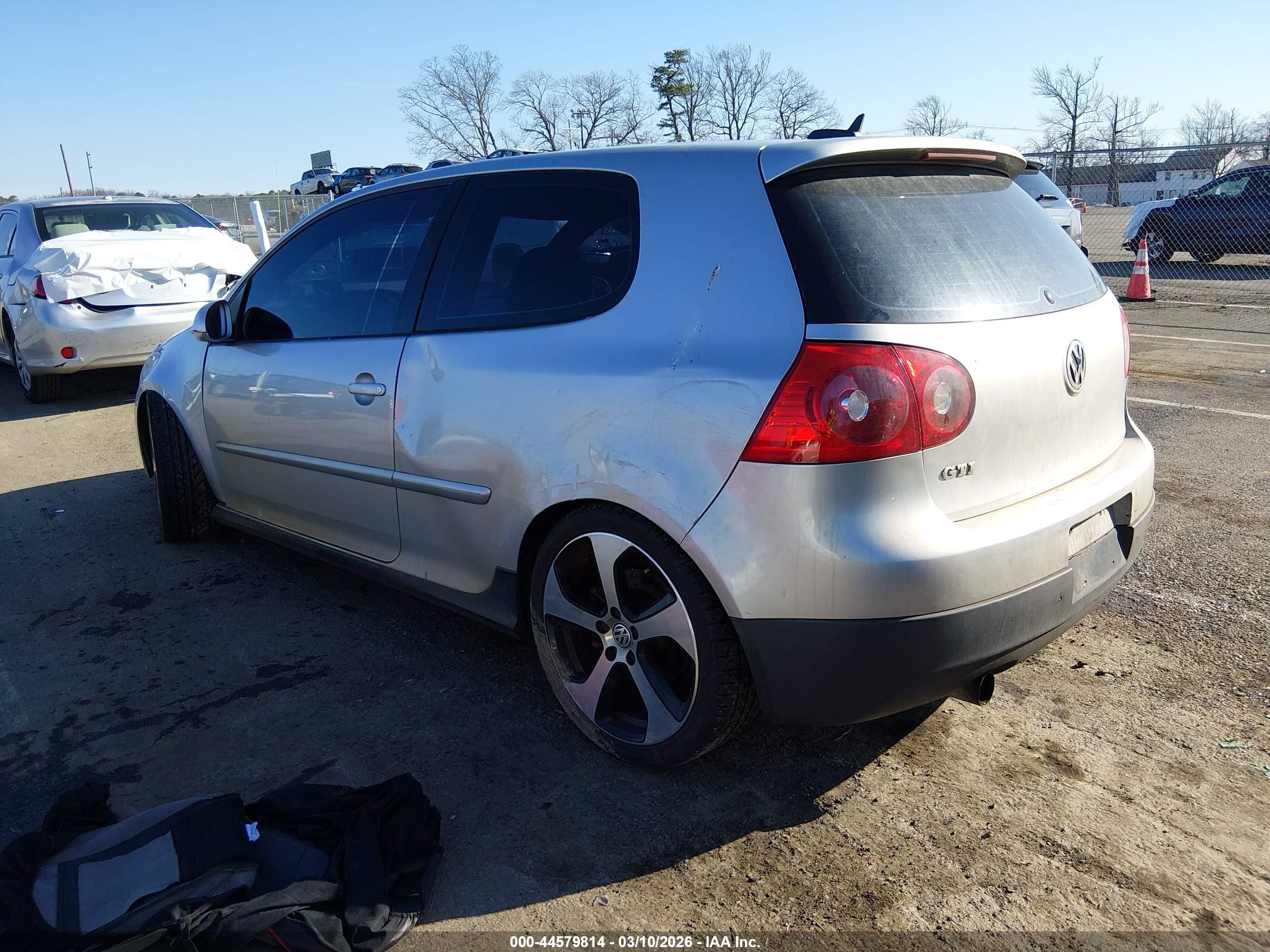 2006 Volkswagen Gti 2-door Silver vin: WVWEV71K86W127553