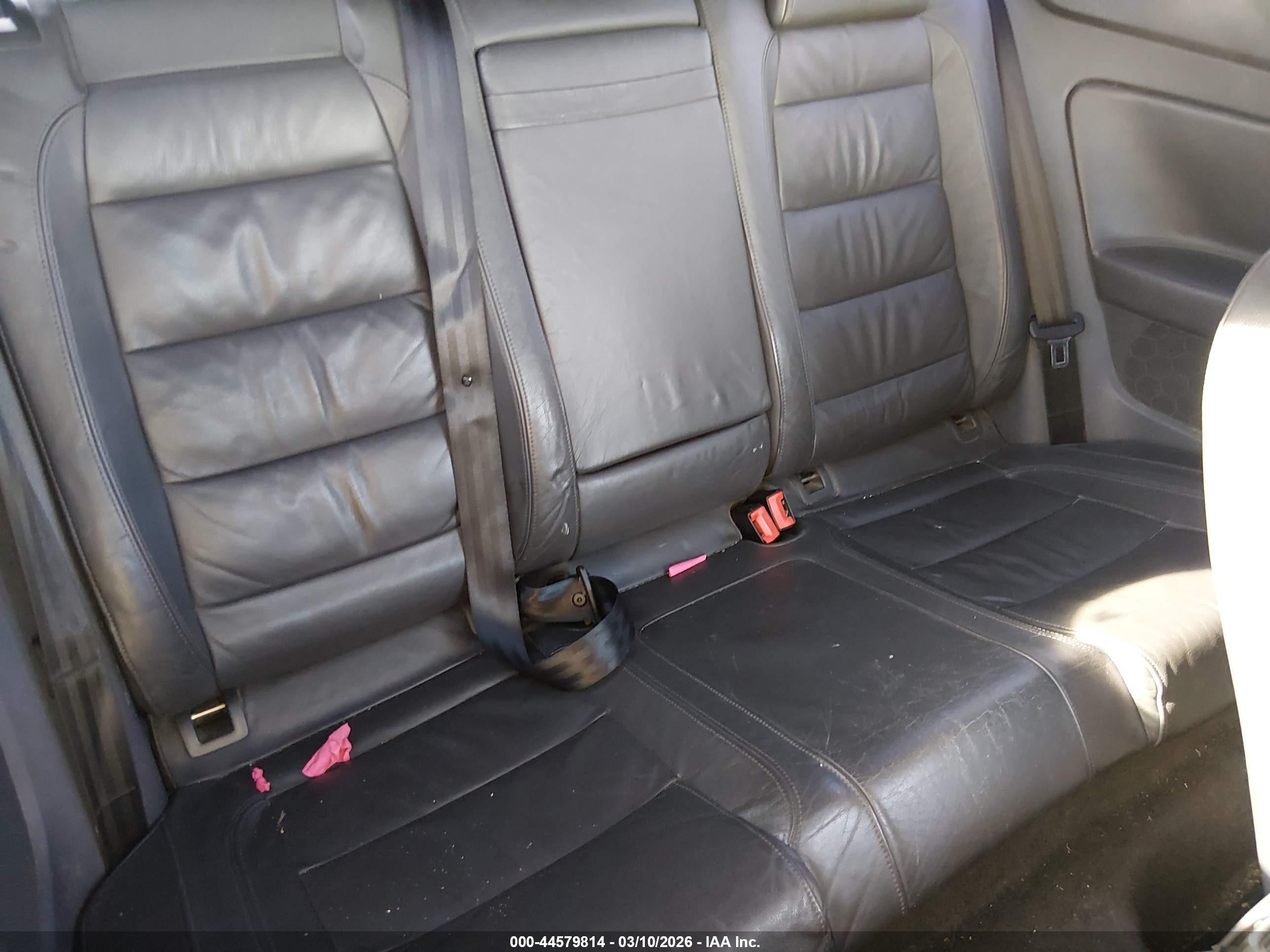 2006 Volkswagen Gti 2-door Silver vin: WVWEV71K86W127553