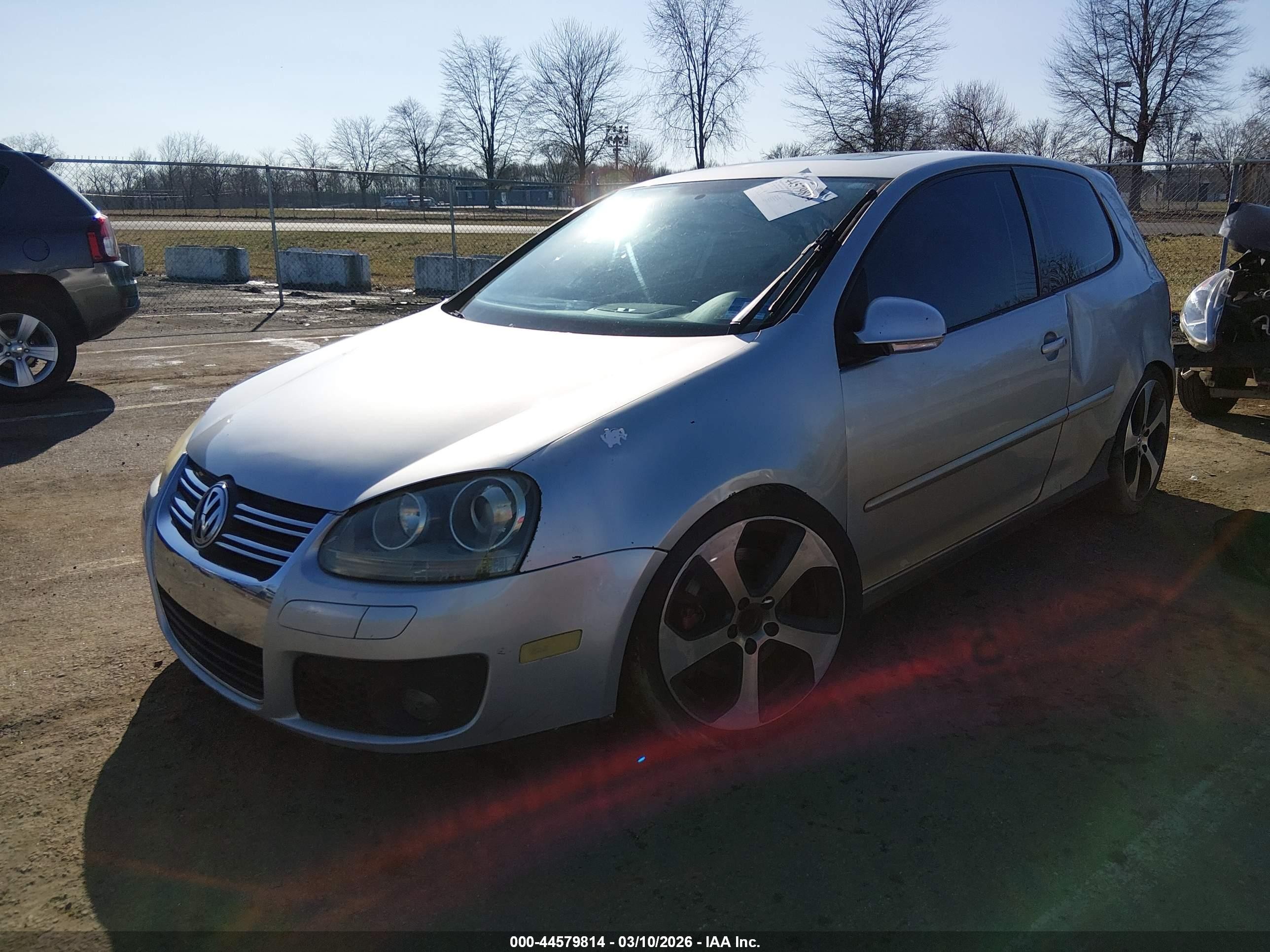 2006 Volkswagen Gti 2-door Silver vin: WVWEV71K86W127553