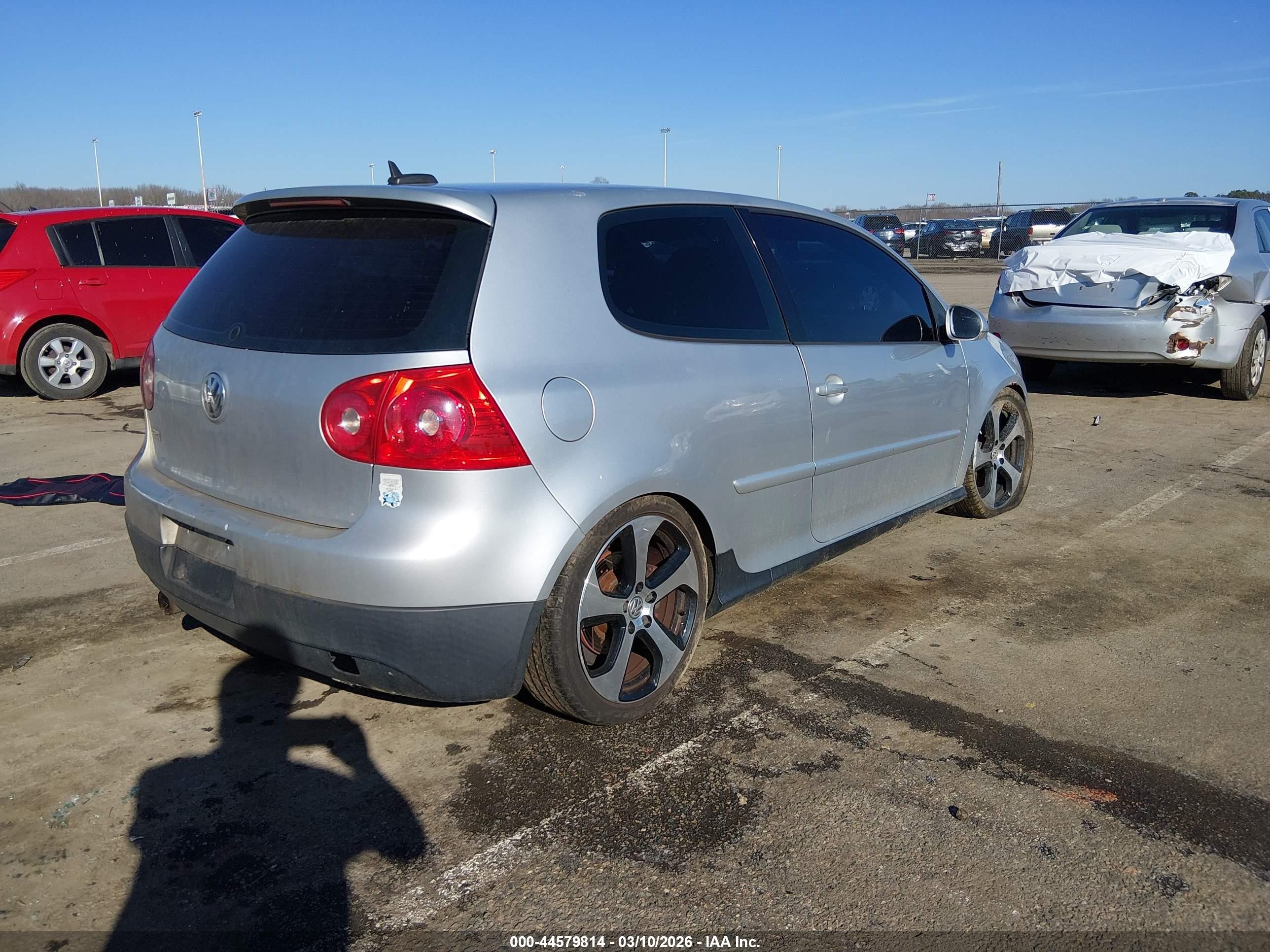 2006 Volkswagen Gti 2-door Silver vin: WVWEV71K86W127553
