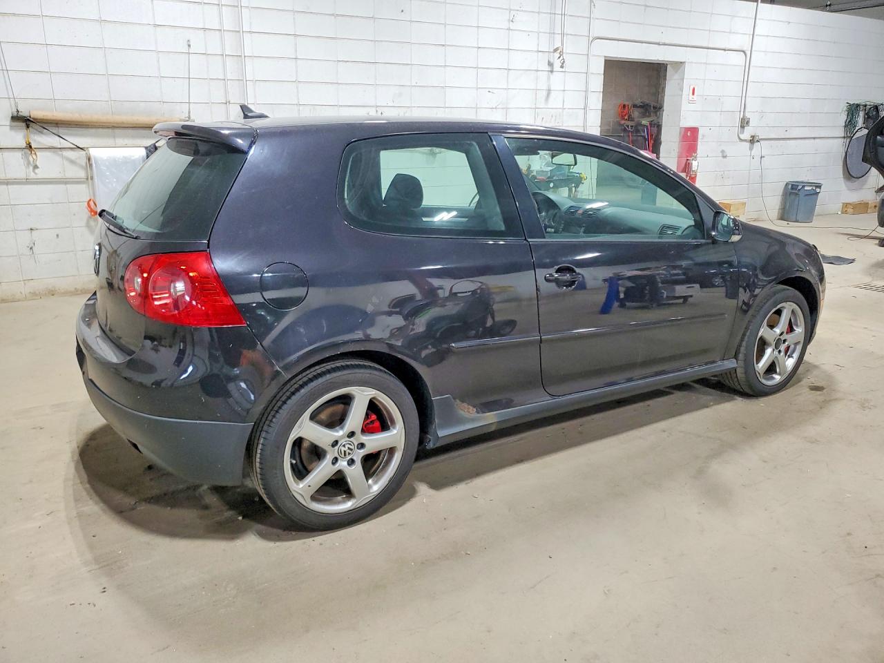 2007 Volkswagen New Gti Black vin: WVWEV71K87W268138