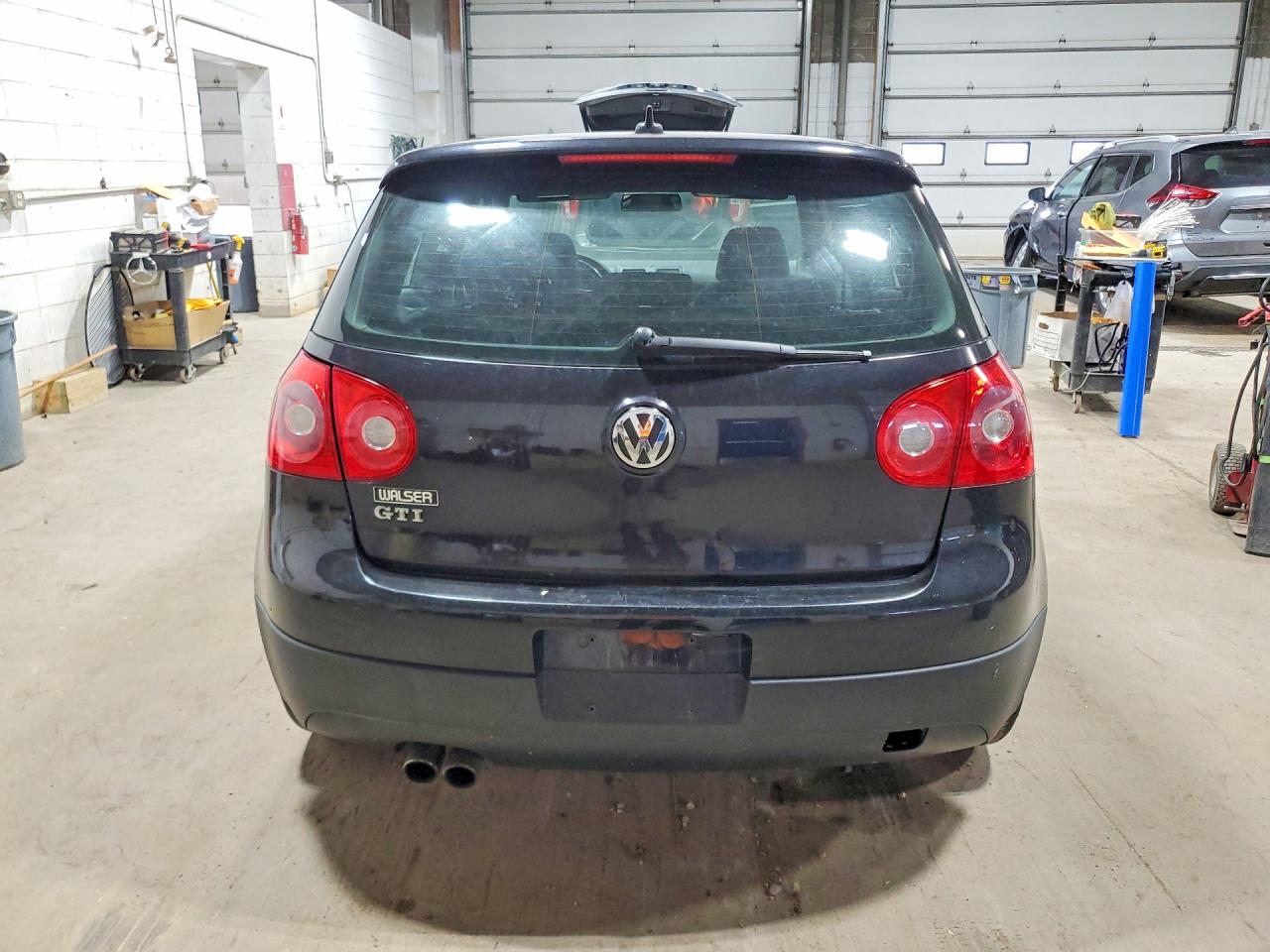 2007 Volkswagen New Gti Black vin: WVWEV71K87W268138