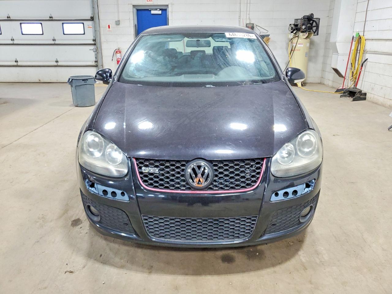 2007 Volkswagen New Gti Black vin: WVWEV71K87W268138