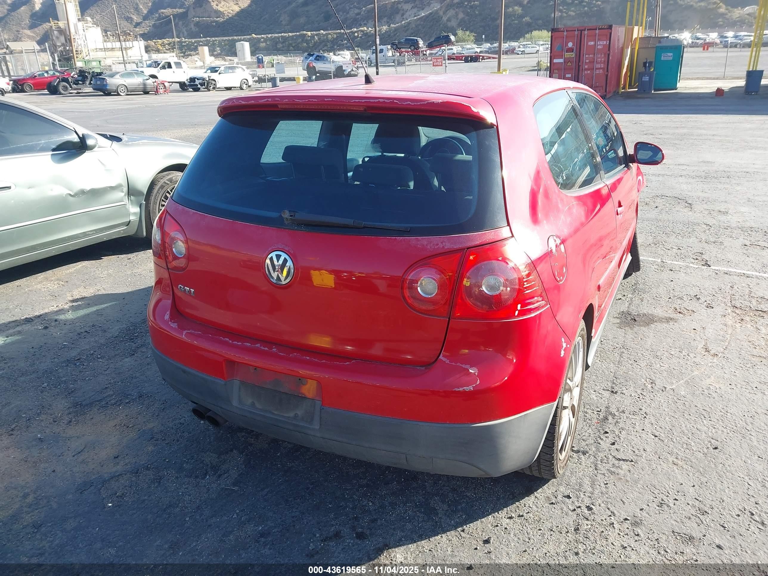 2006 Volkswagen Gti 2-door Red vin: WVWEV71K96W088553